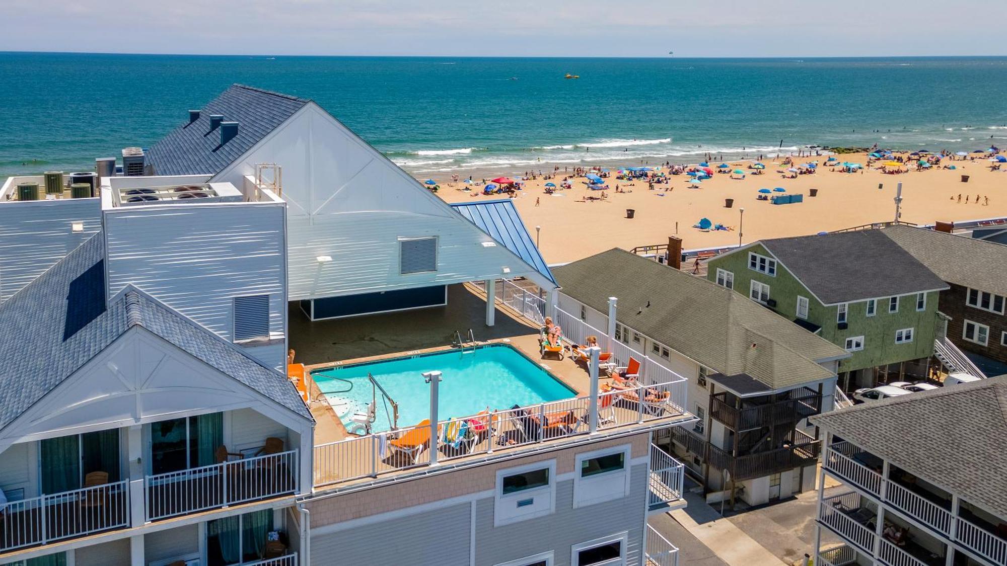 Monte Carlo Boardwalk / Oceanfront Ocean Hotel