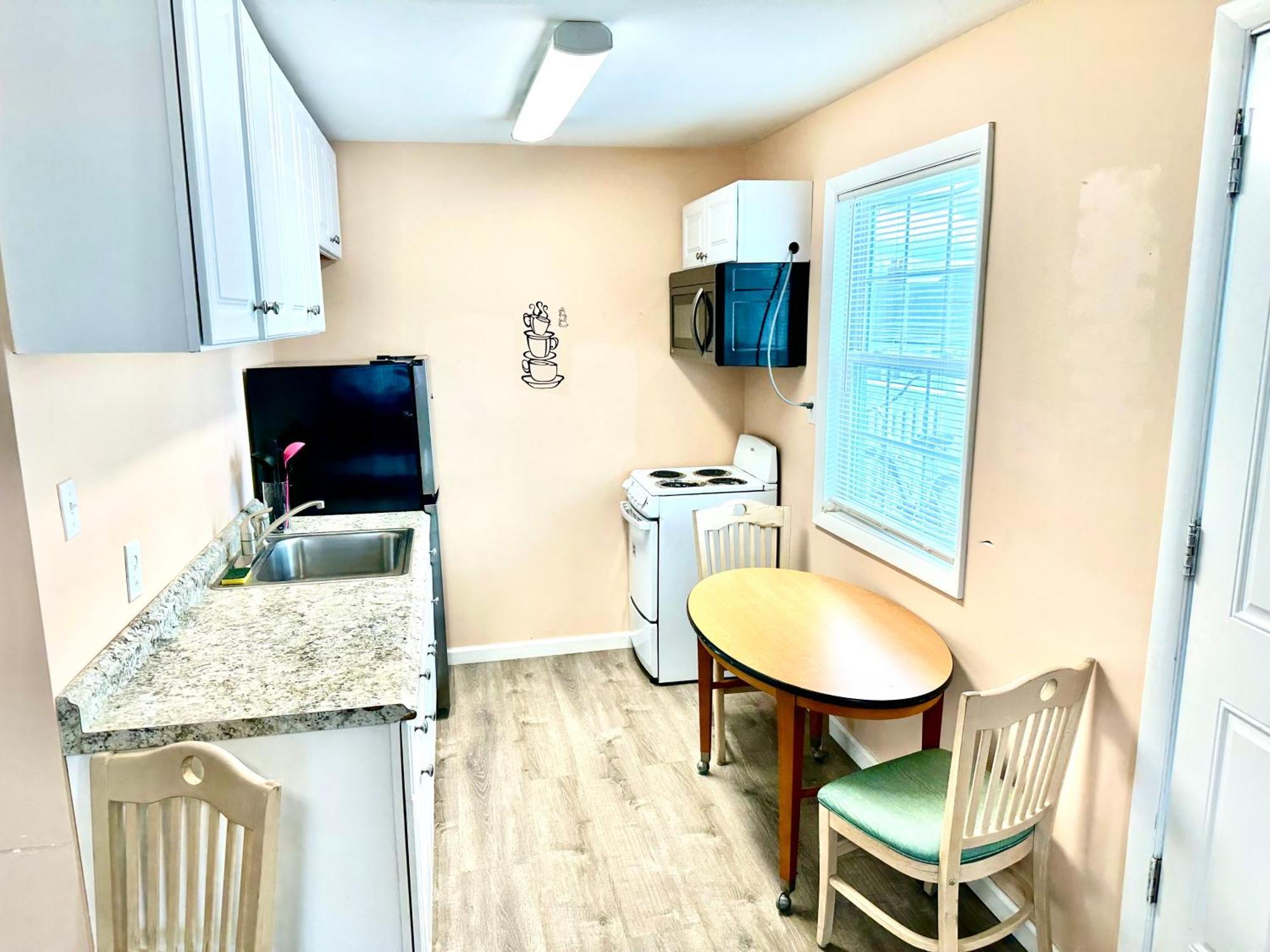 Apartment Bill's *
