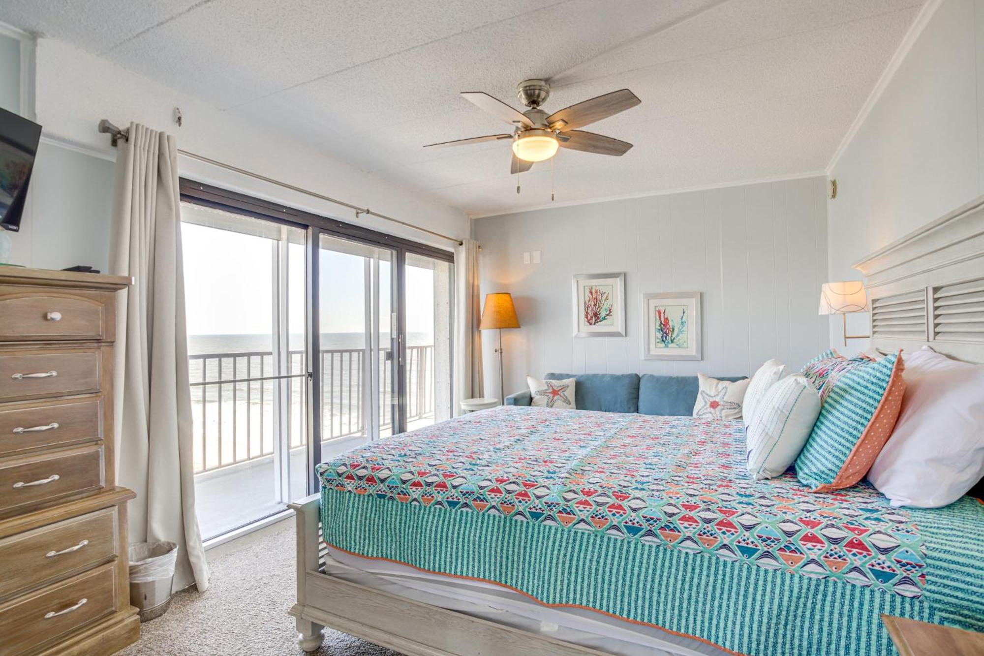 Ocean With Heated Pool And Beachfront View! *