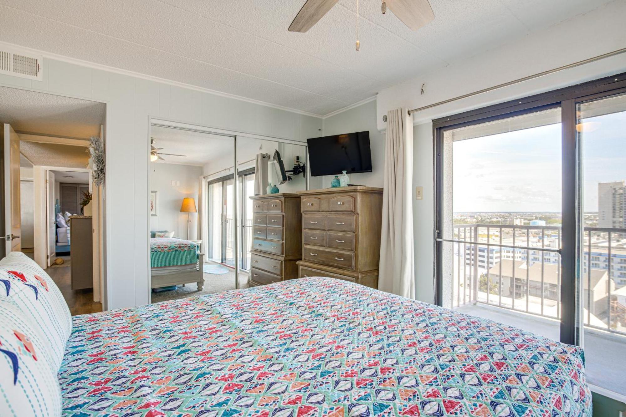 Ocean With Heated Pool And Beachfront View! *