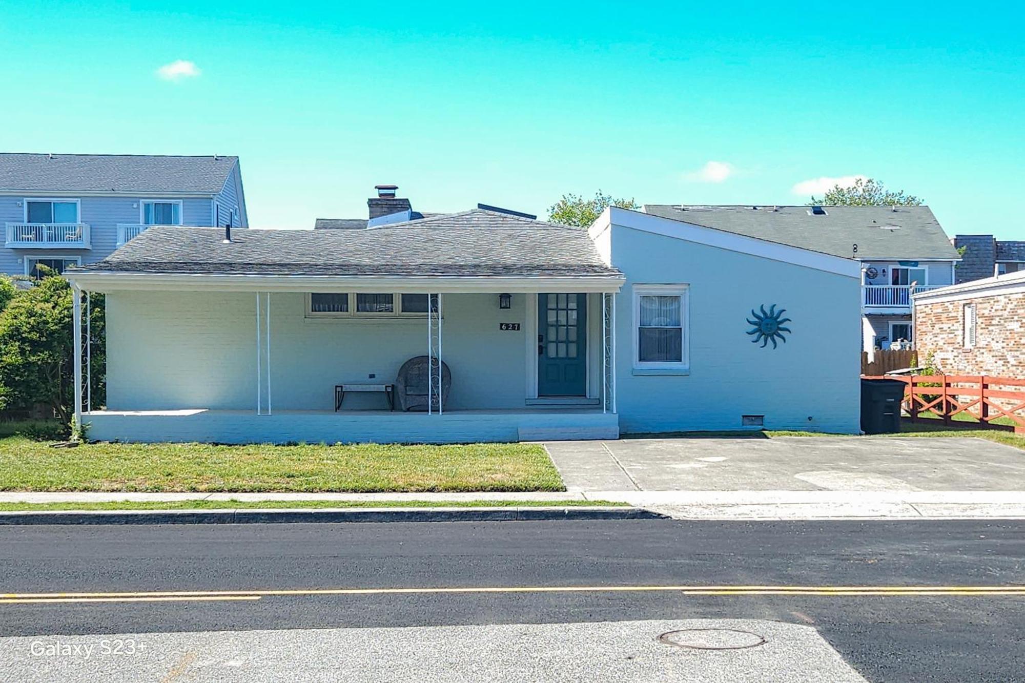 Bayside Keys 627 *