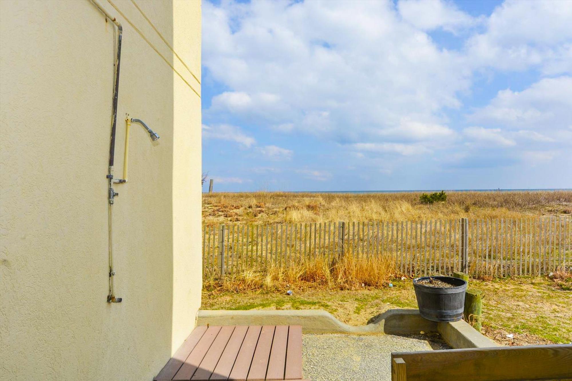 Holiday home Phoenix 406 - A Wave From It Ocean City