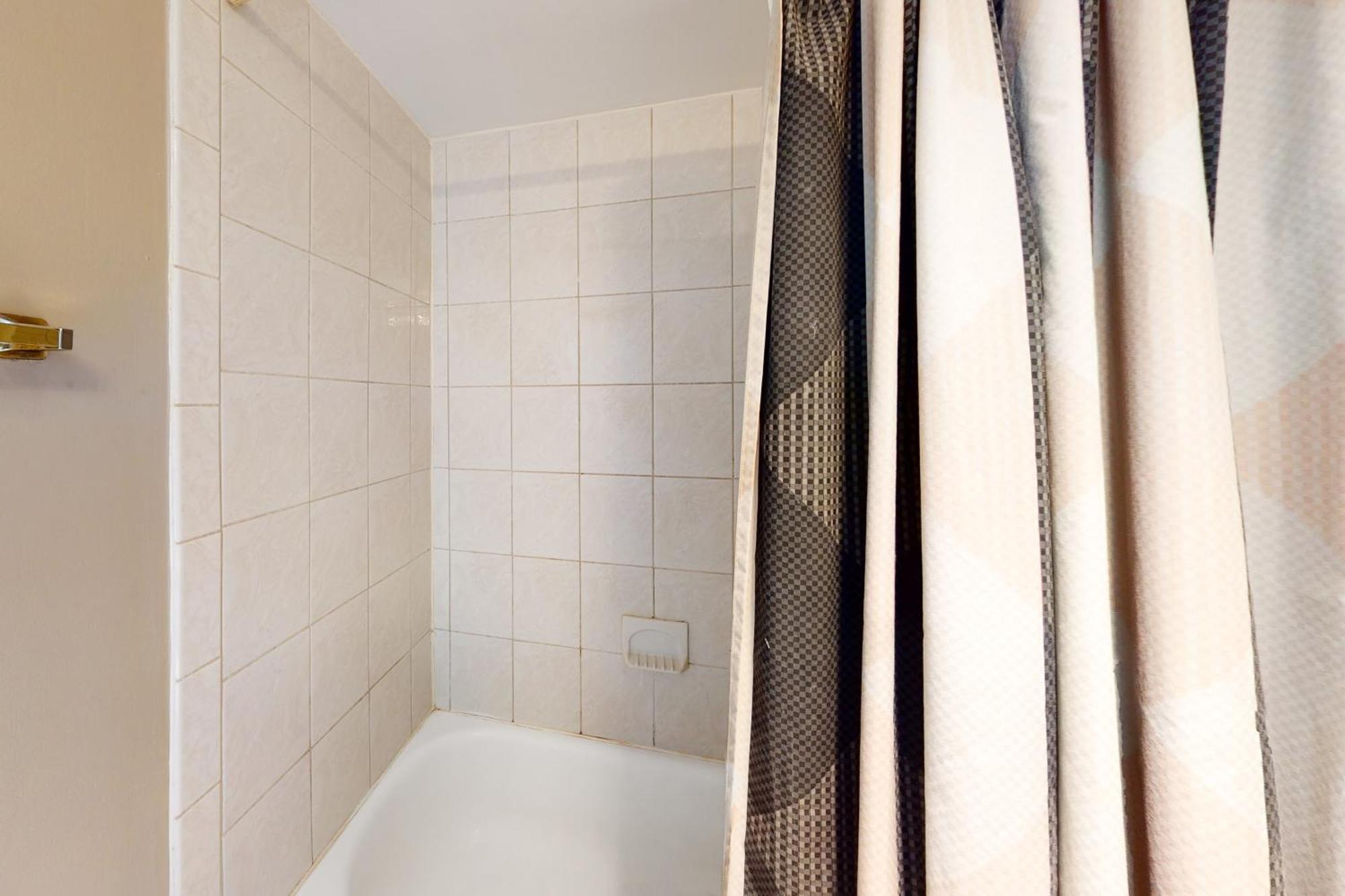 Holiday home Golden Sands Ii