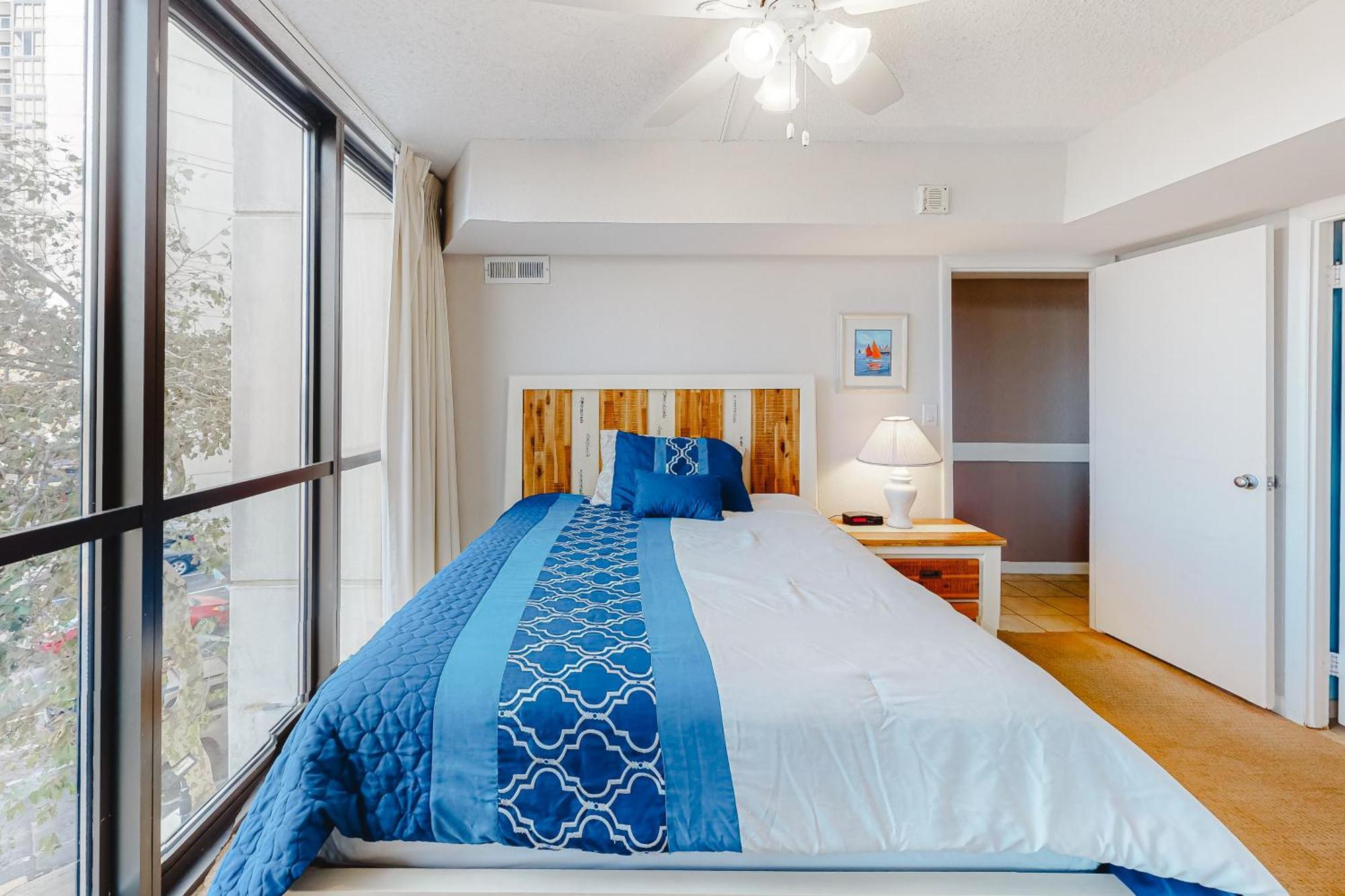 Holiday home Golden Sands Ii