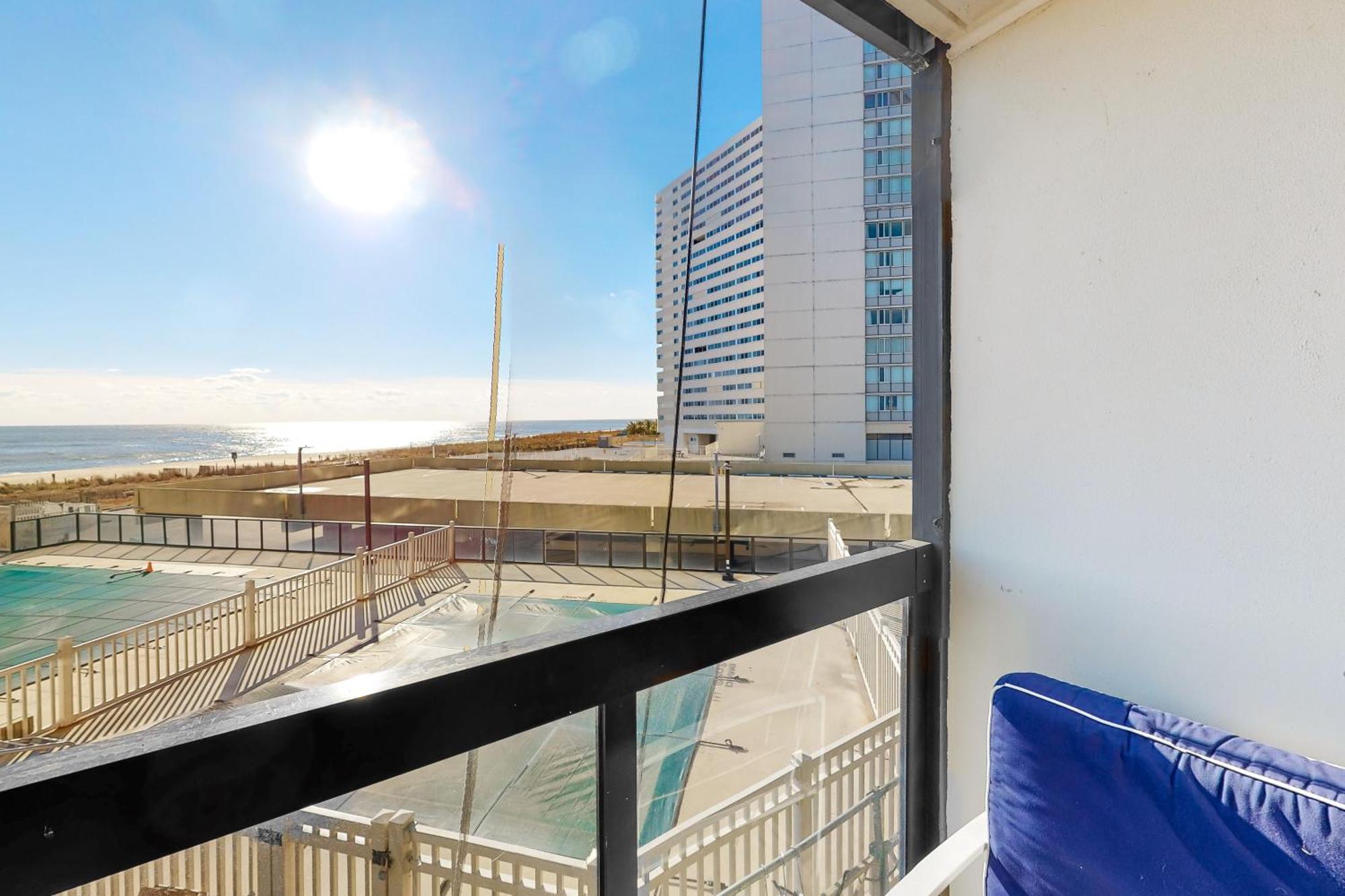 Holiday home Golden Sands Ii