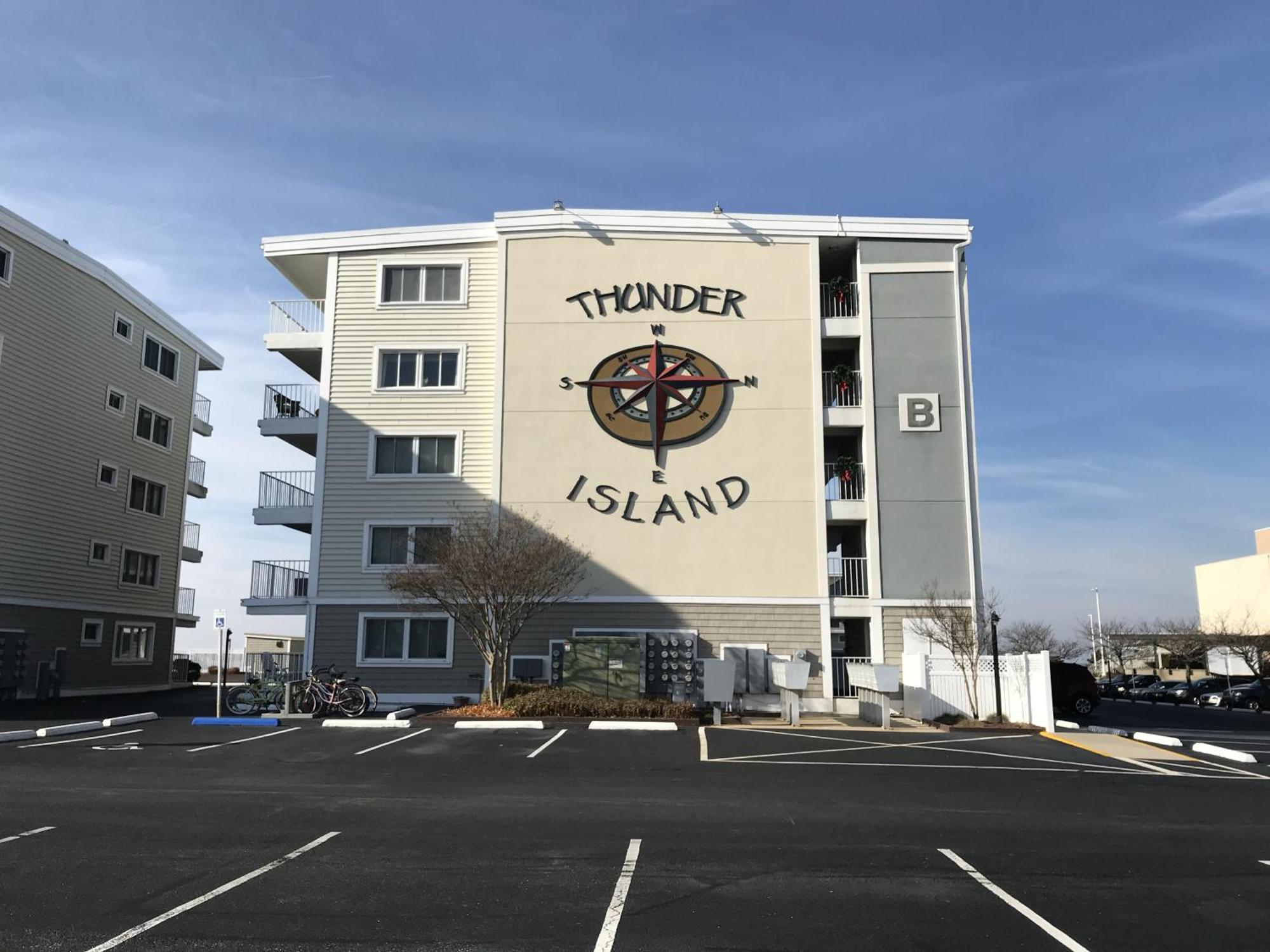 Thunder Island Ii Holiday home