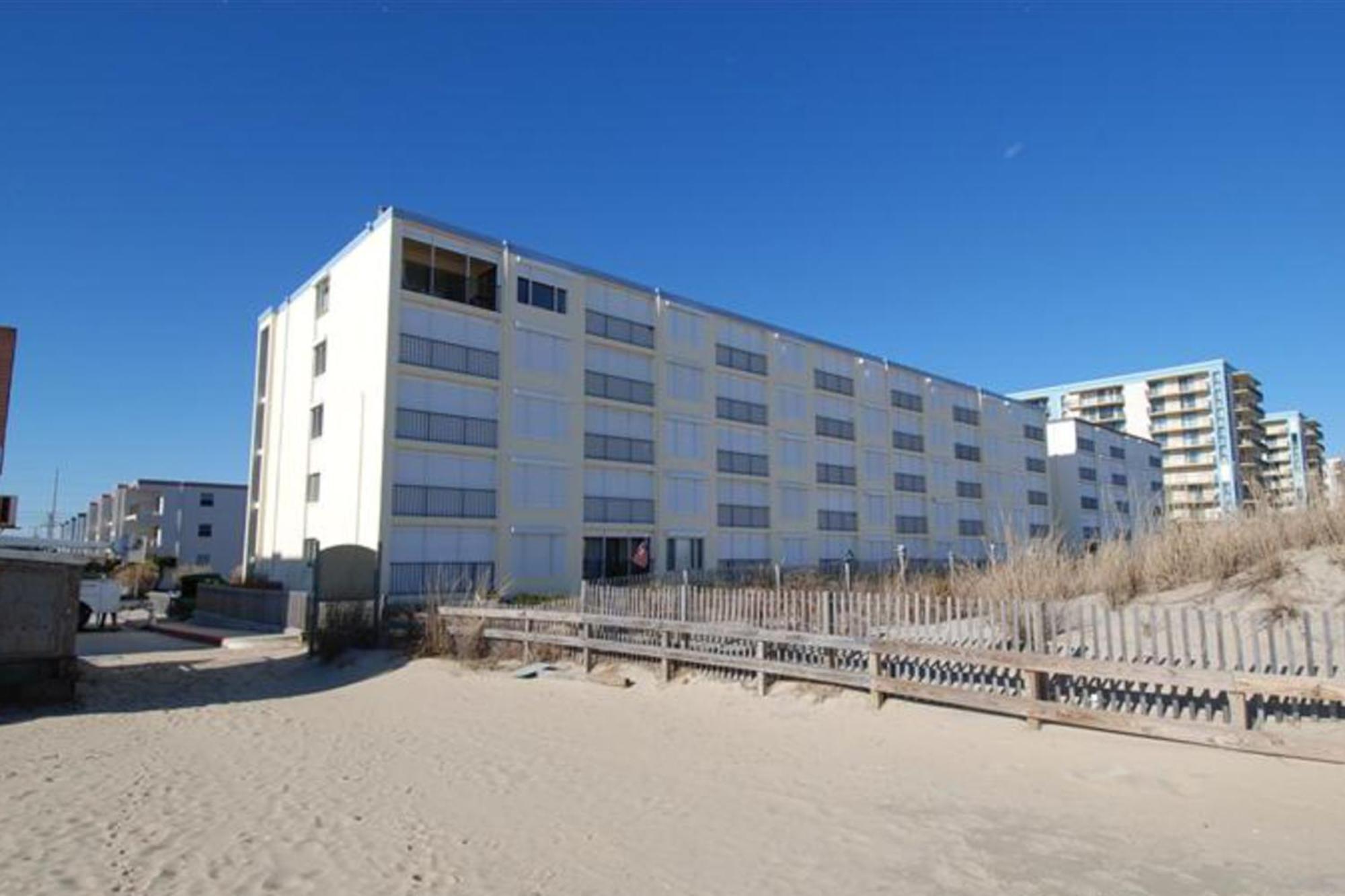 Anchors Aweigh Apartment