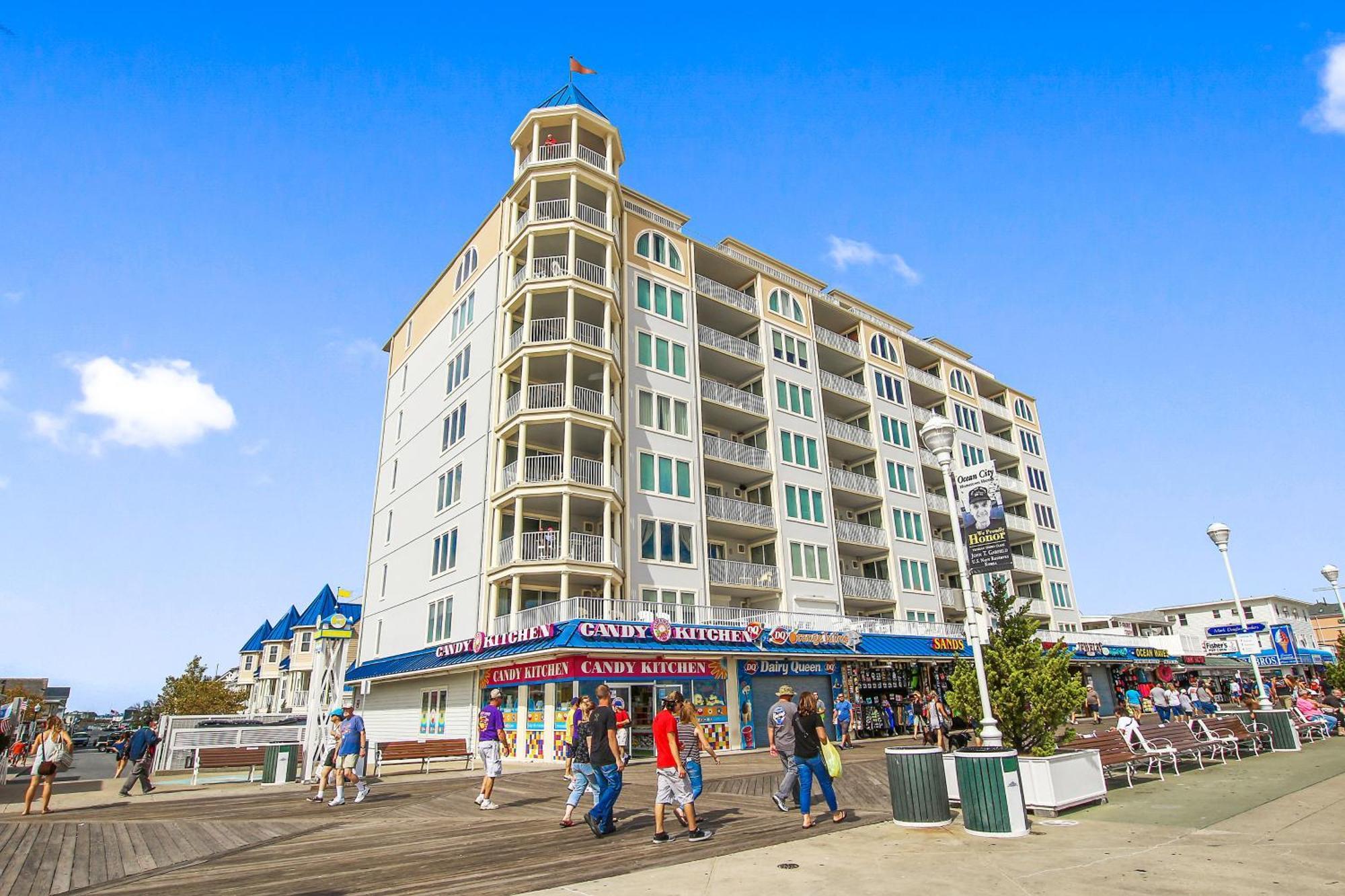 Belmont Towers I Holiday home