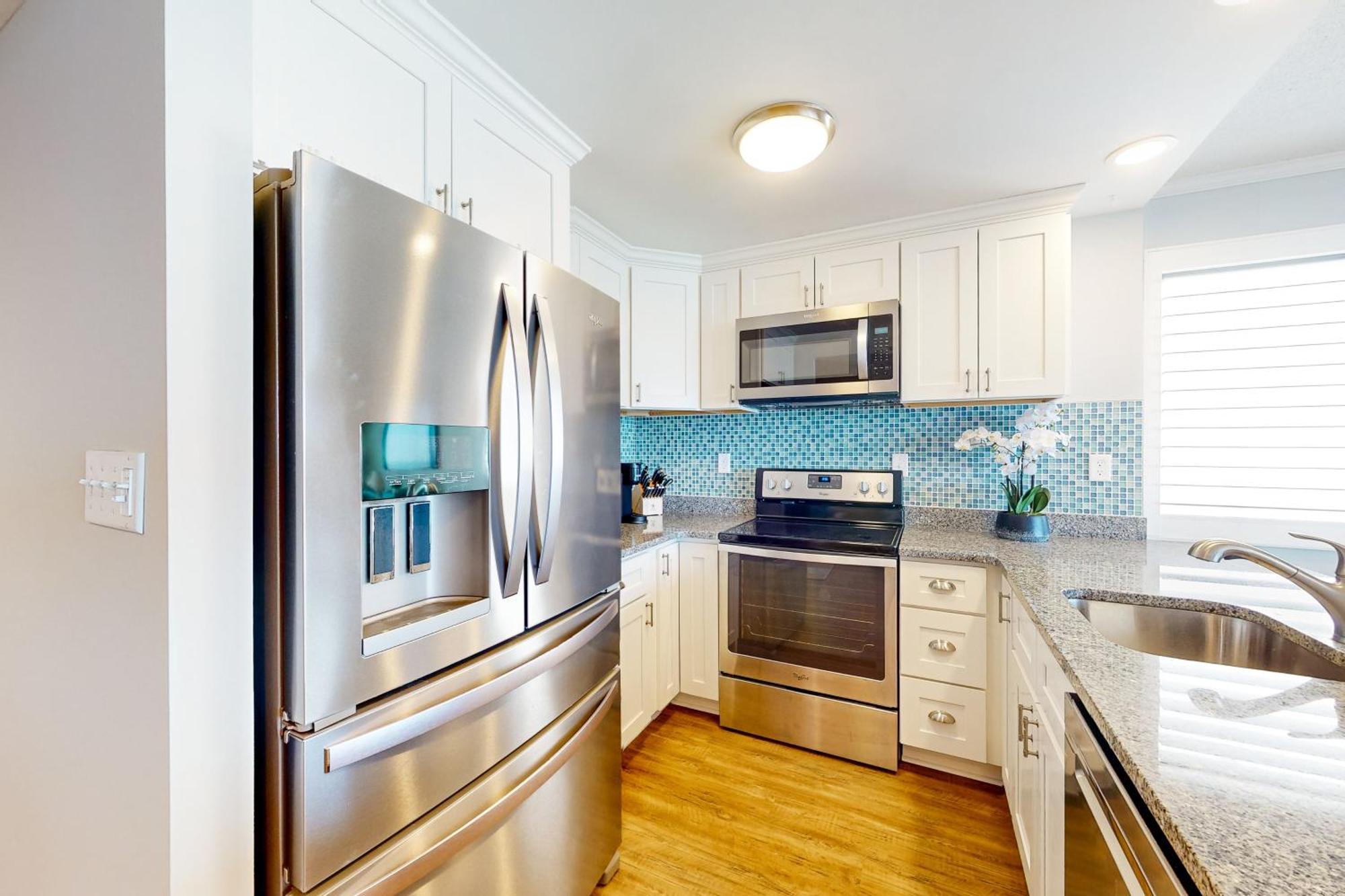 Apartment Fountainhead Towers 1310