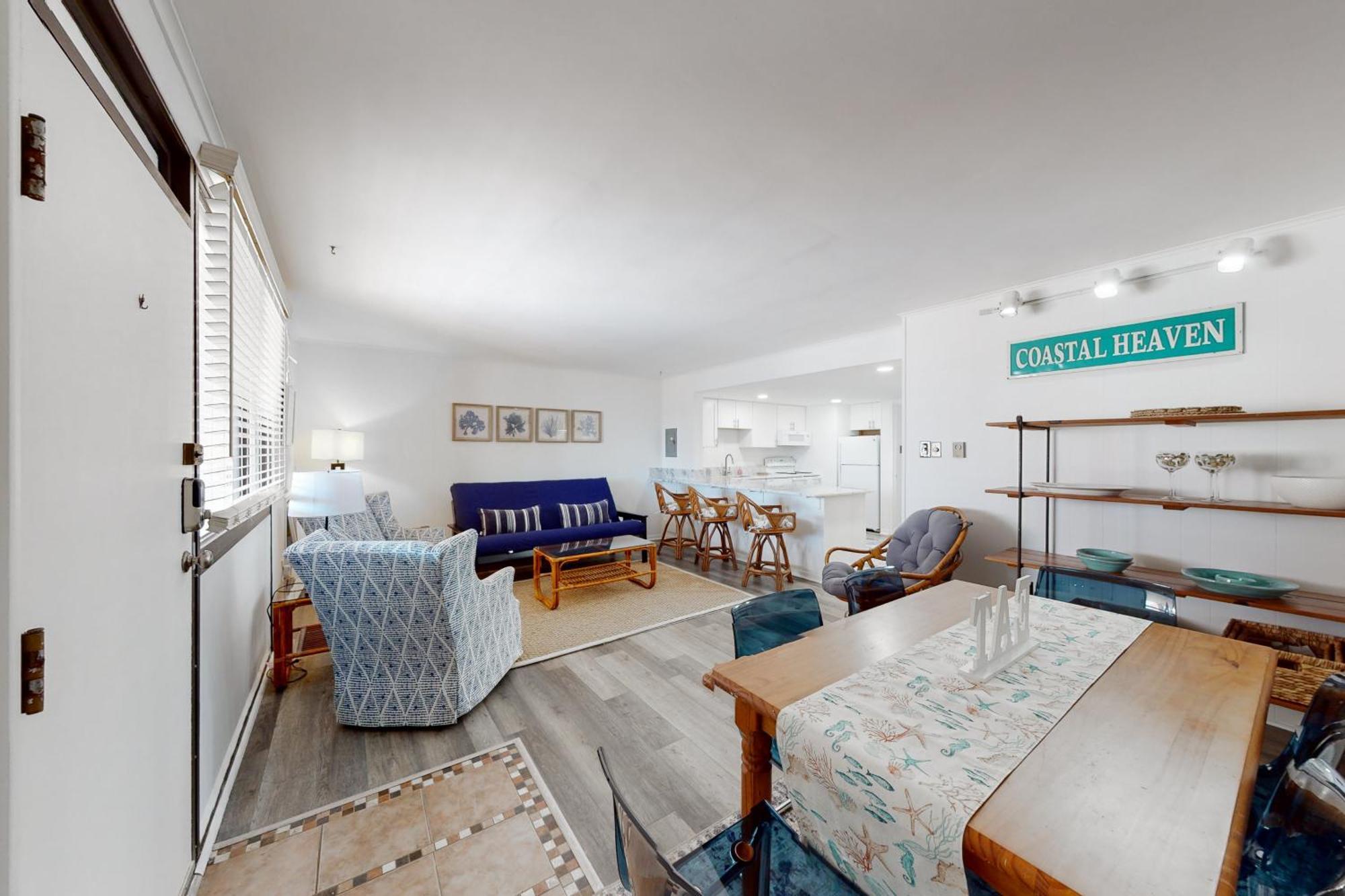 Colonial 305 Apartment