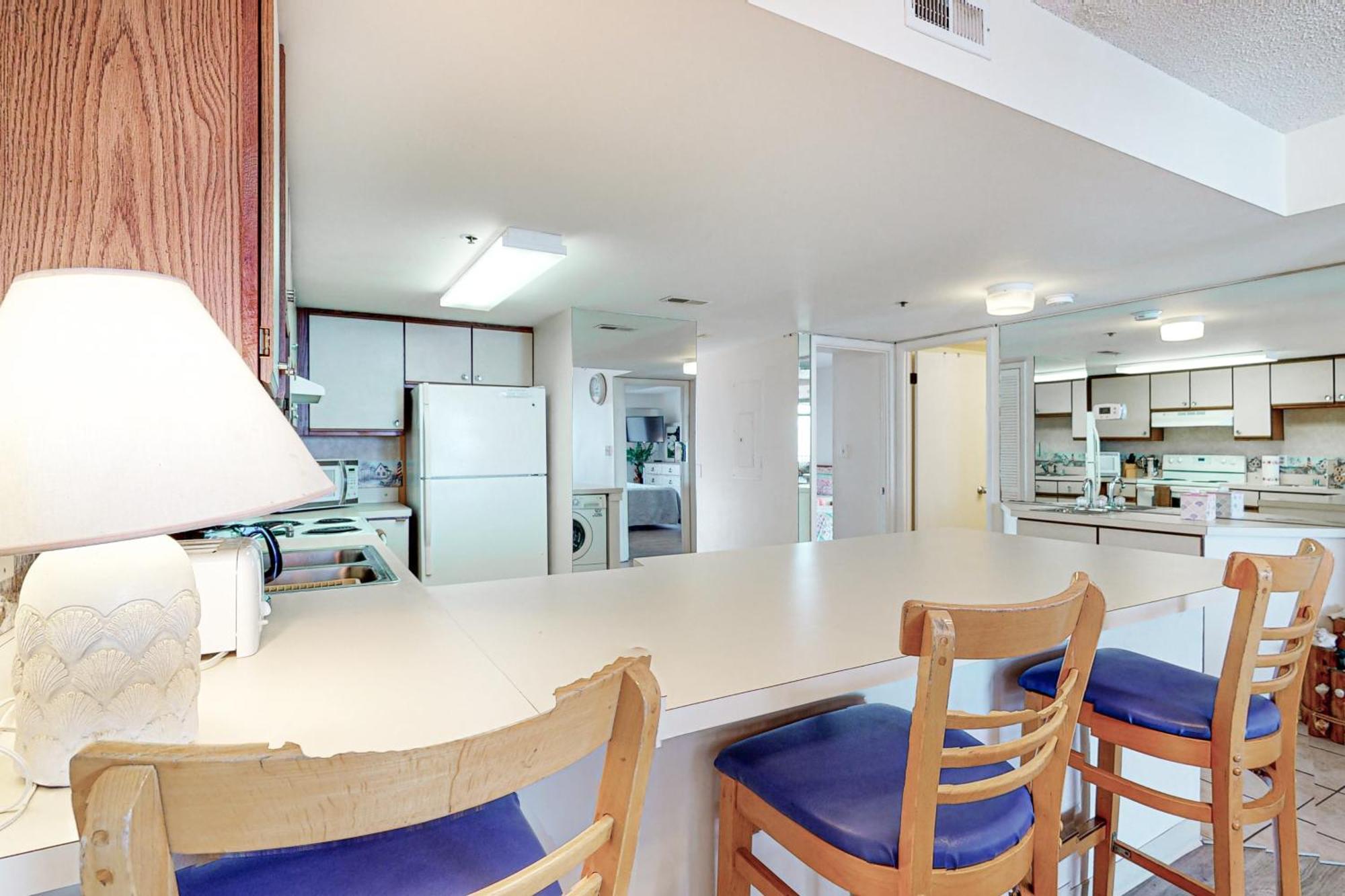 Pointe On The Bay Apartment *