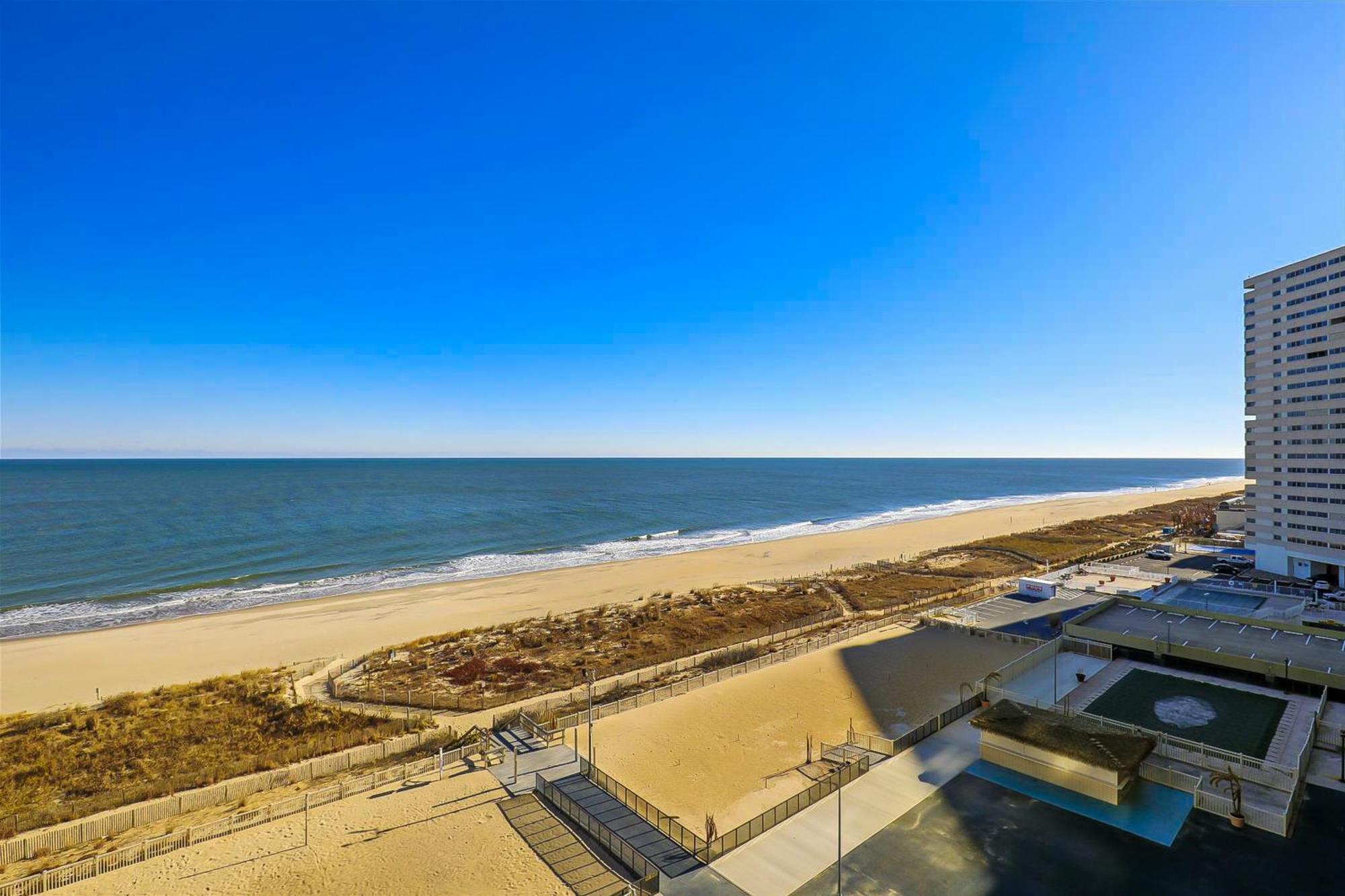 Golden Sands 706 Apartment *