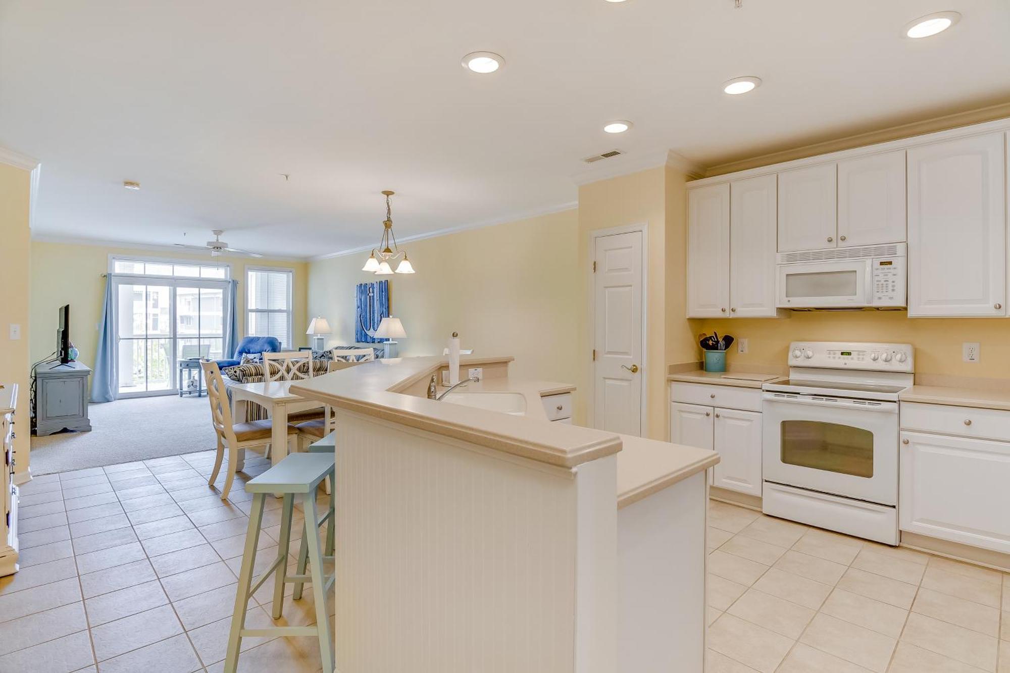 Sunset Island Apartment