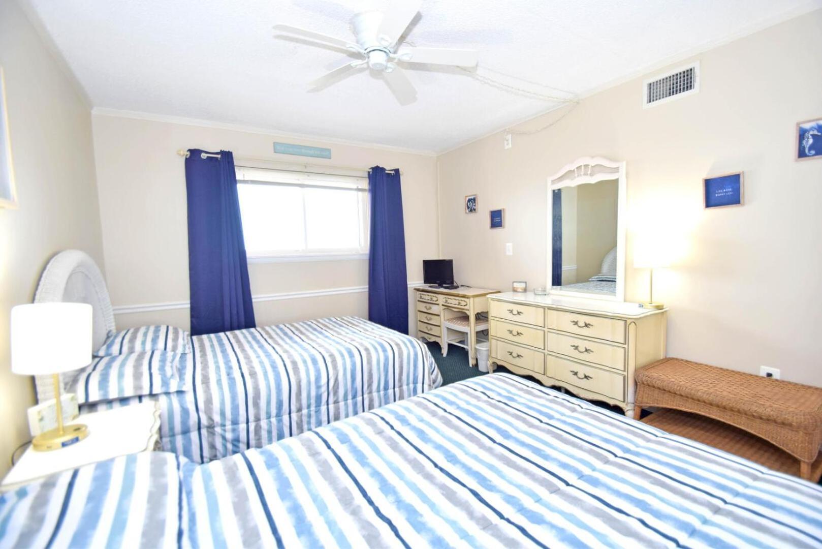 Towers 402 Apartment *