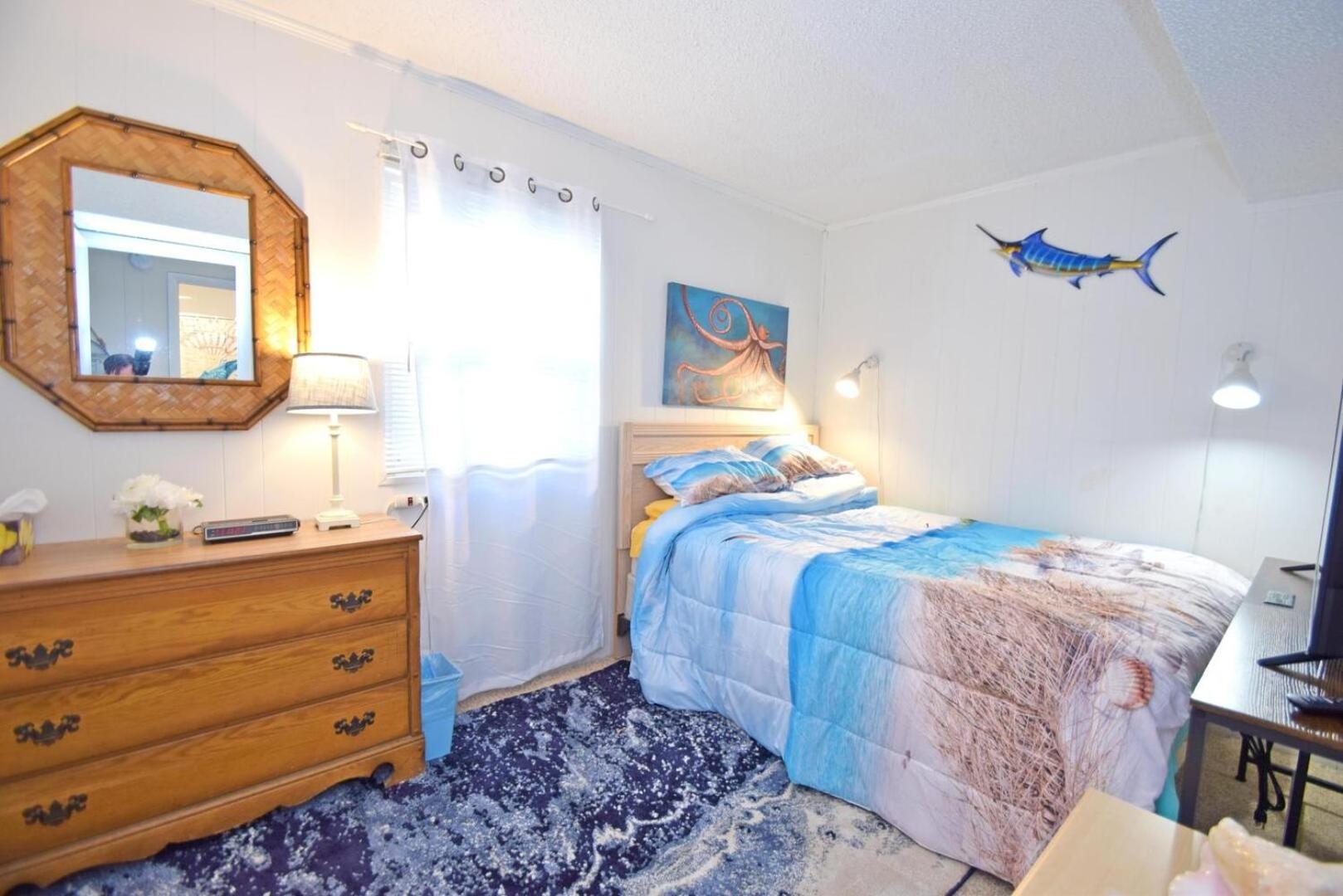 Ocean Manor 1n *