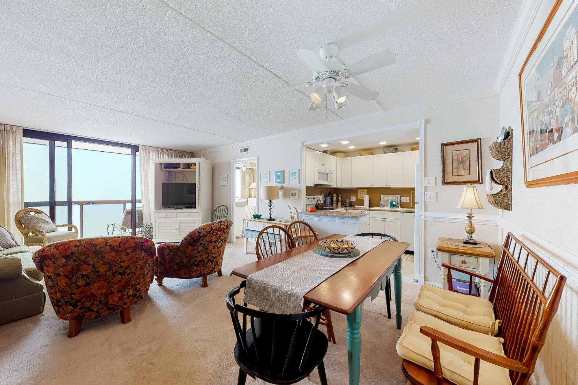Golden Sands 712