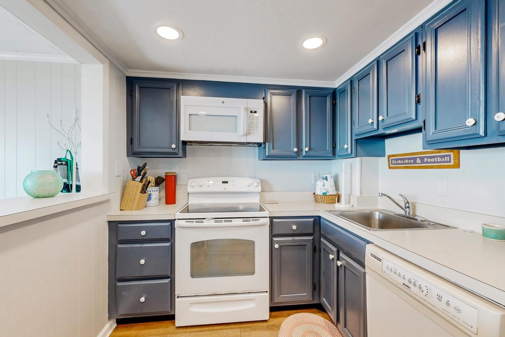 Apartment Camelot Unit# 204a Ocean City