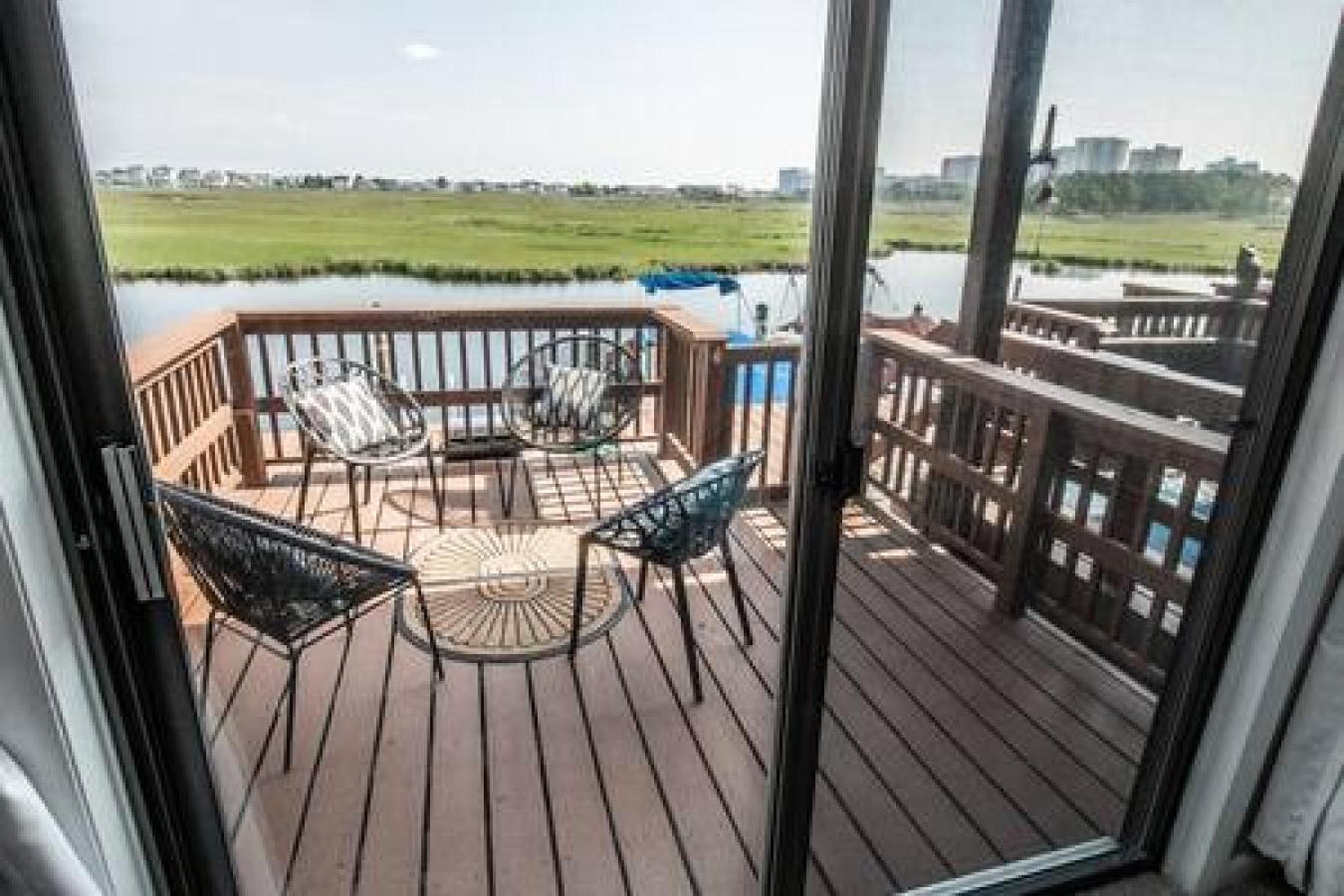 Waterfront 3 Bedroom Townhouse In Ocmd