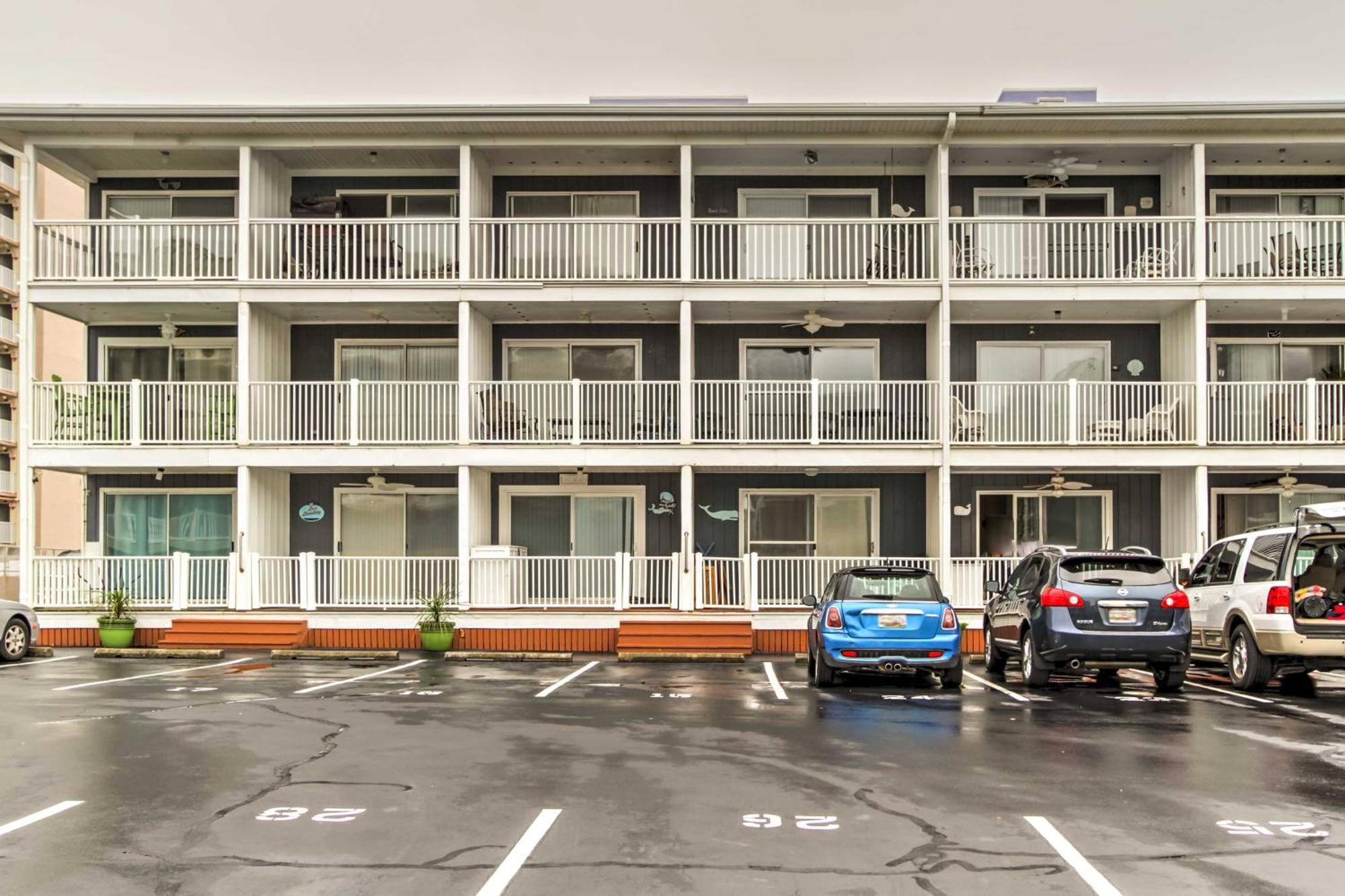 Apartment Ocean With Balcony And Ocean Views!