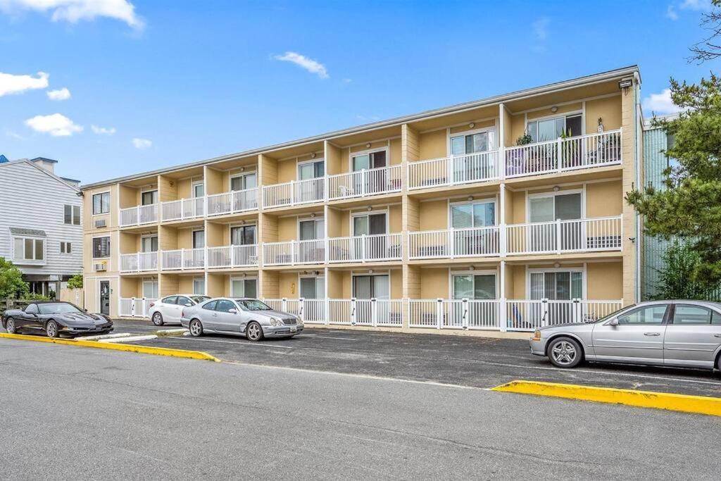 Apartment Updated Charming Studio,steps To Beach,outdoor Pool Ocean City