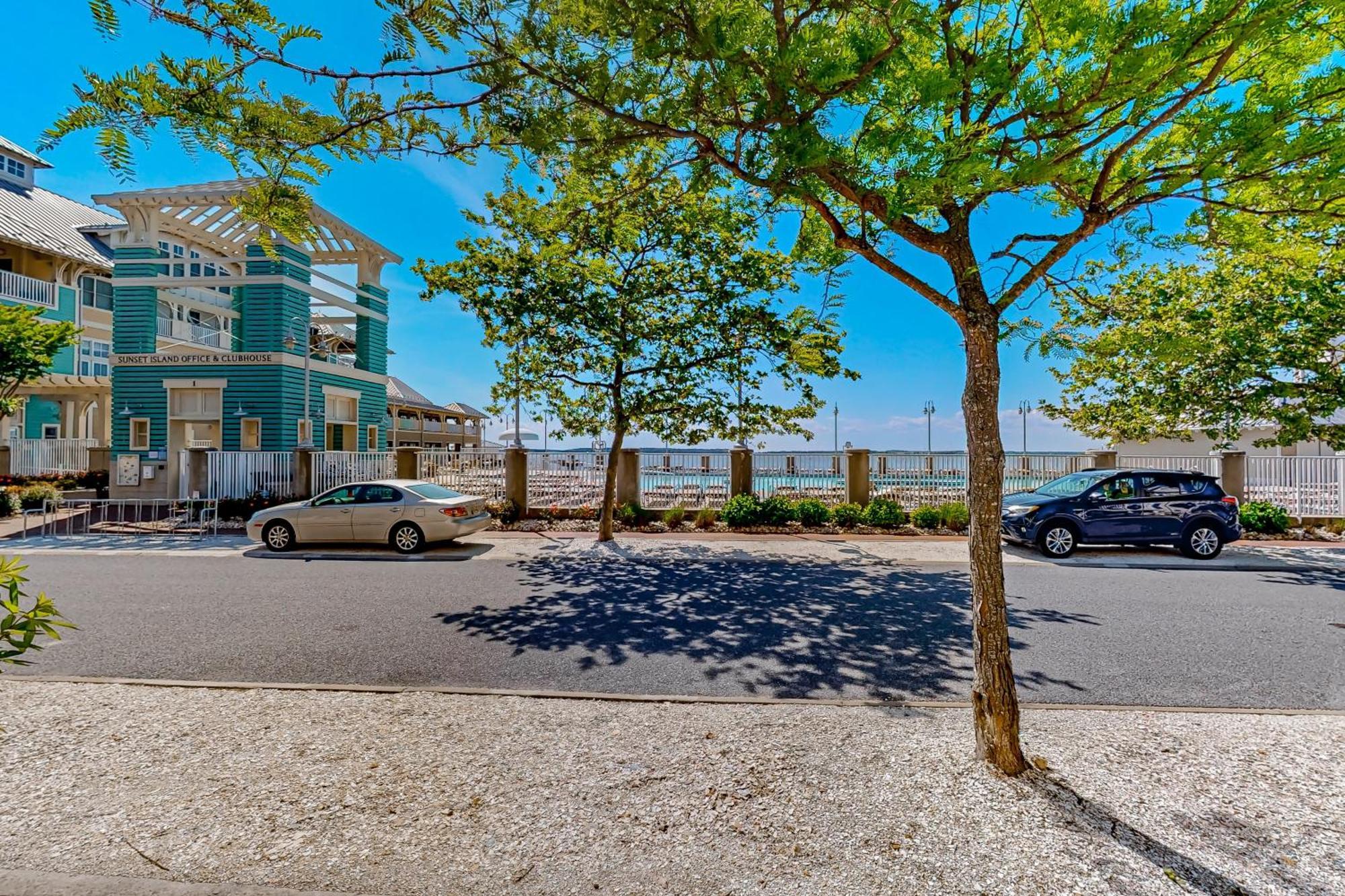 Holiday home Sunset Island - 6 Side Dr *