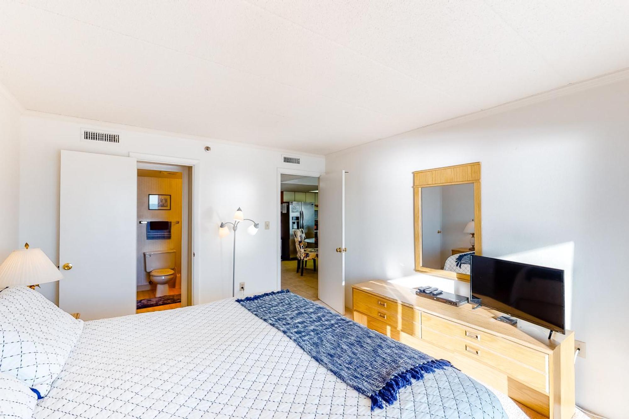 Summer Iv Hotel