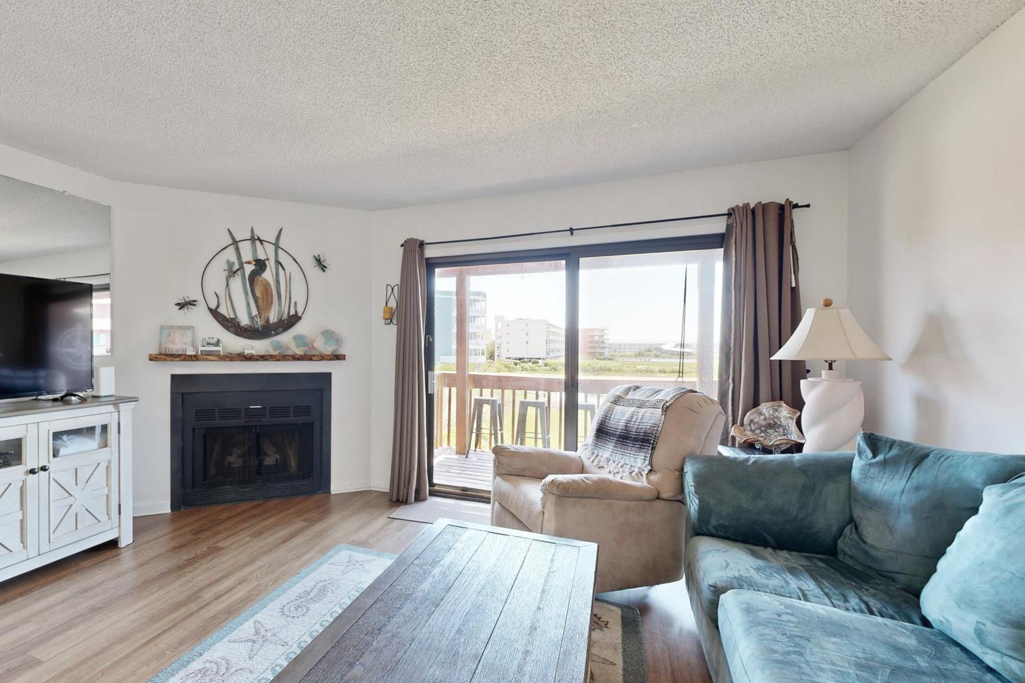 Sunset Landing Unit 11 Apartment *