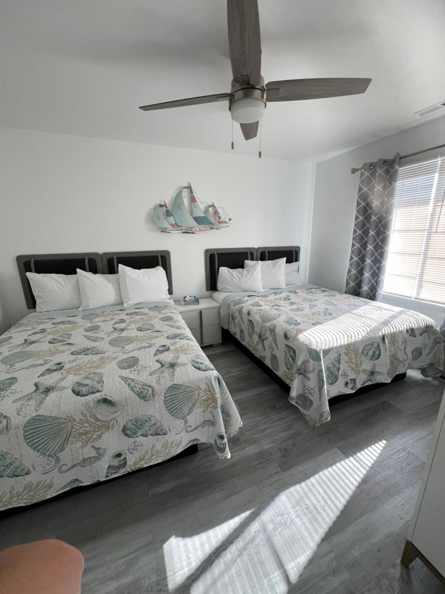 Apartment Crystal Sands Phila Ave