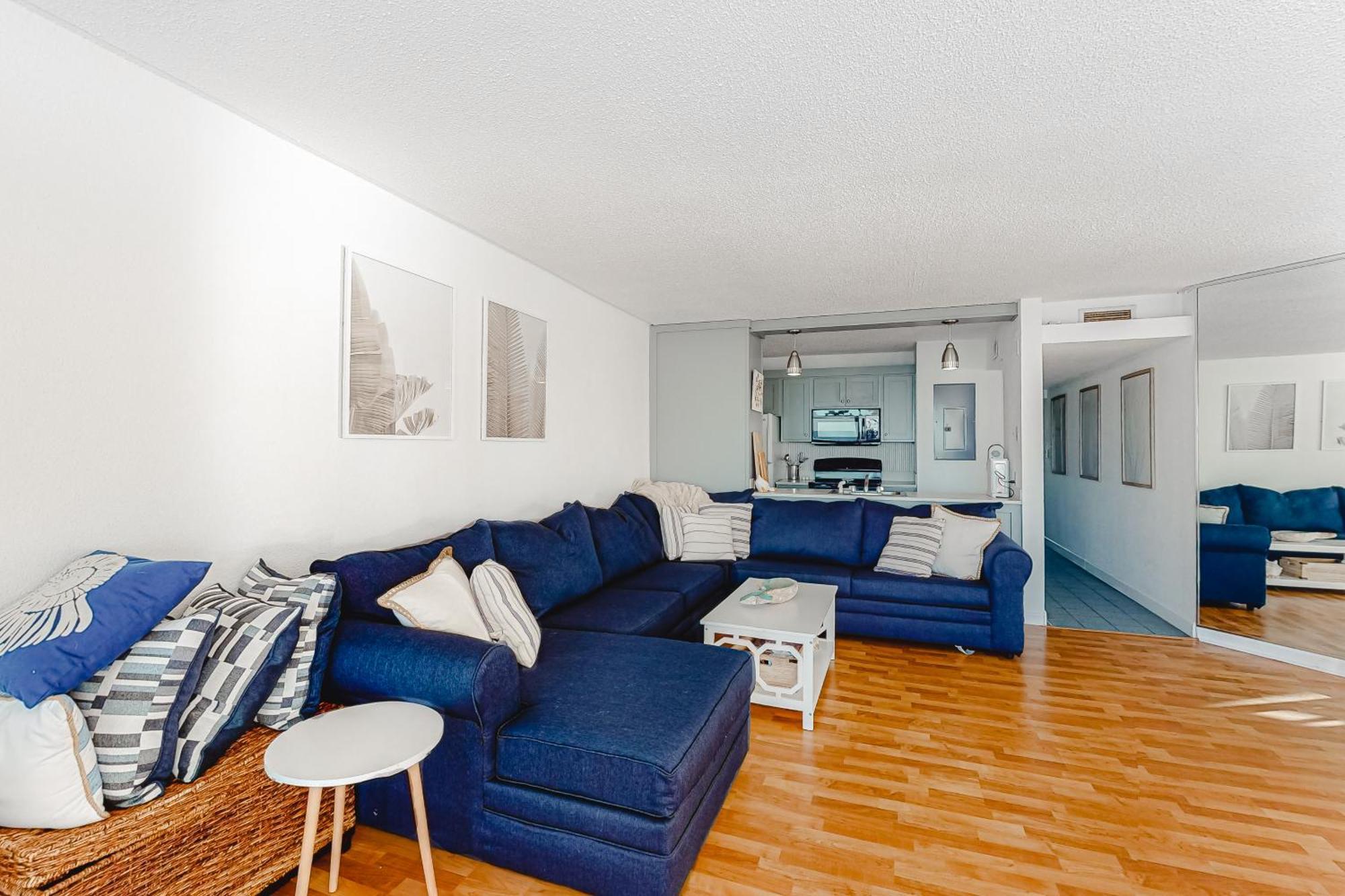 Apartment Pyramid Ocean City