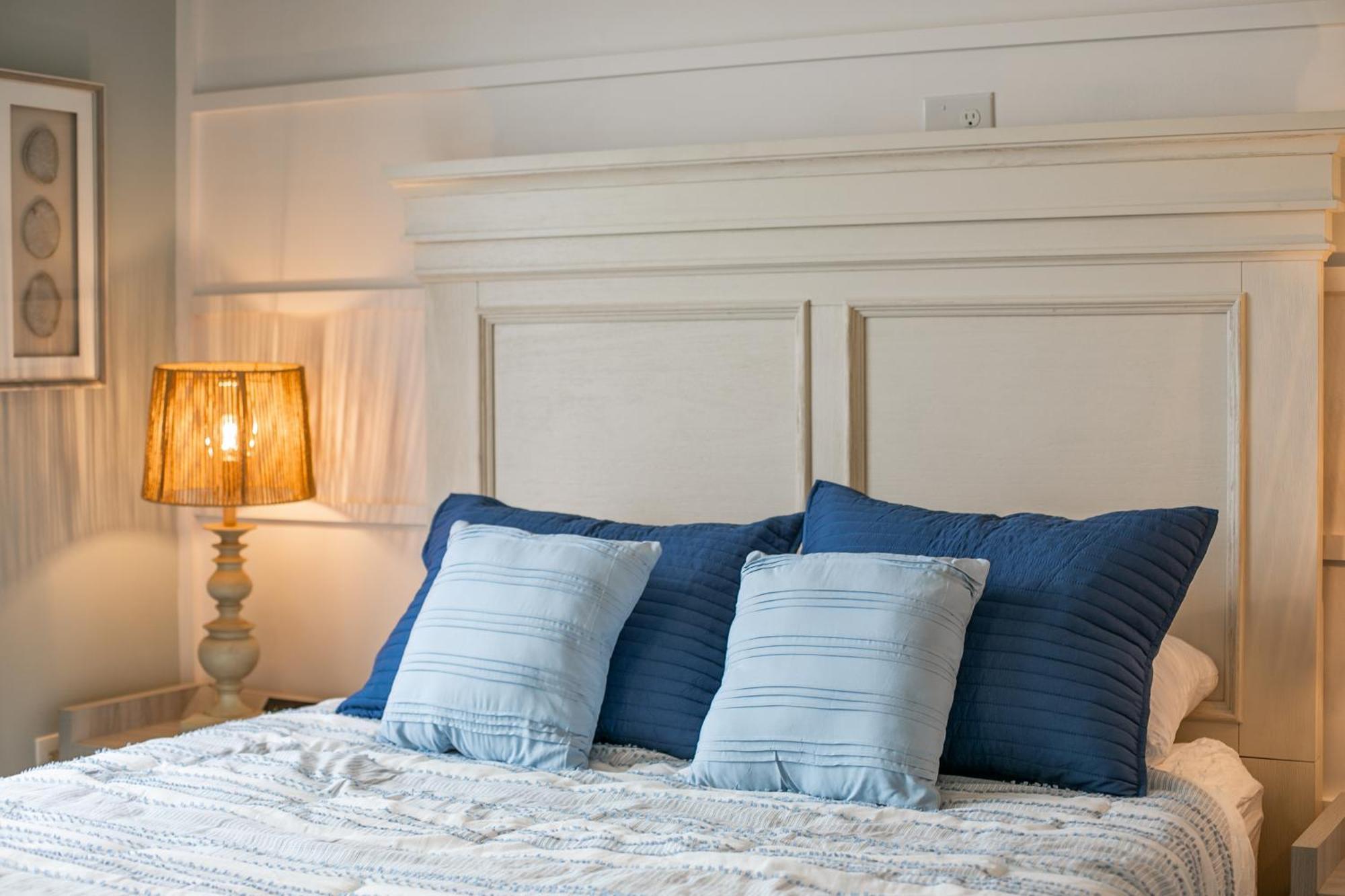 New Oceanfront 4br 4ba Sleeps 20 With Game * Ocean City