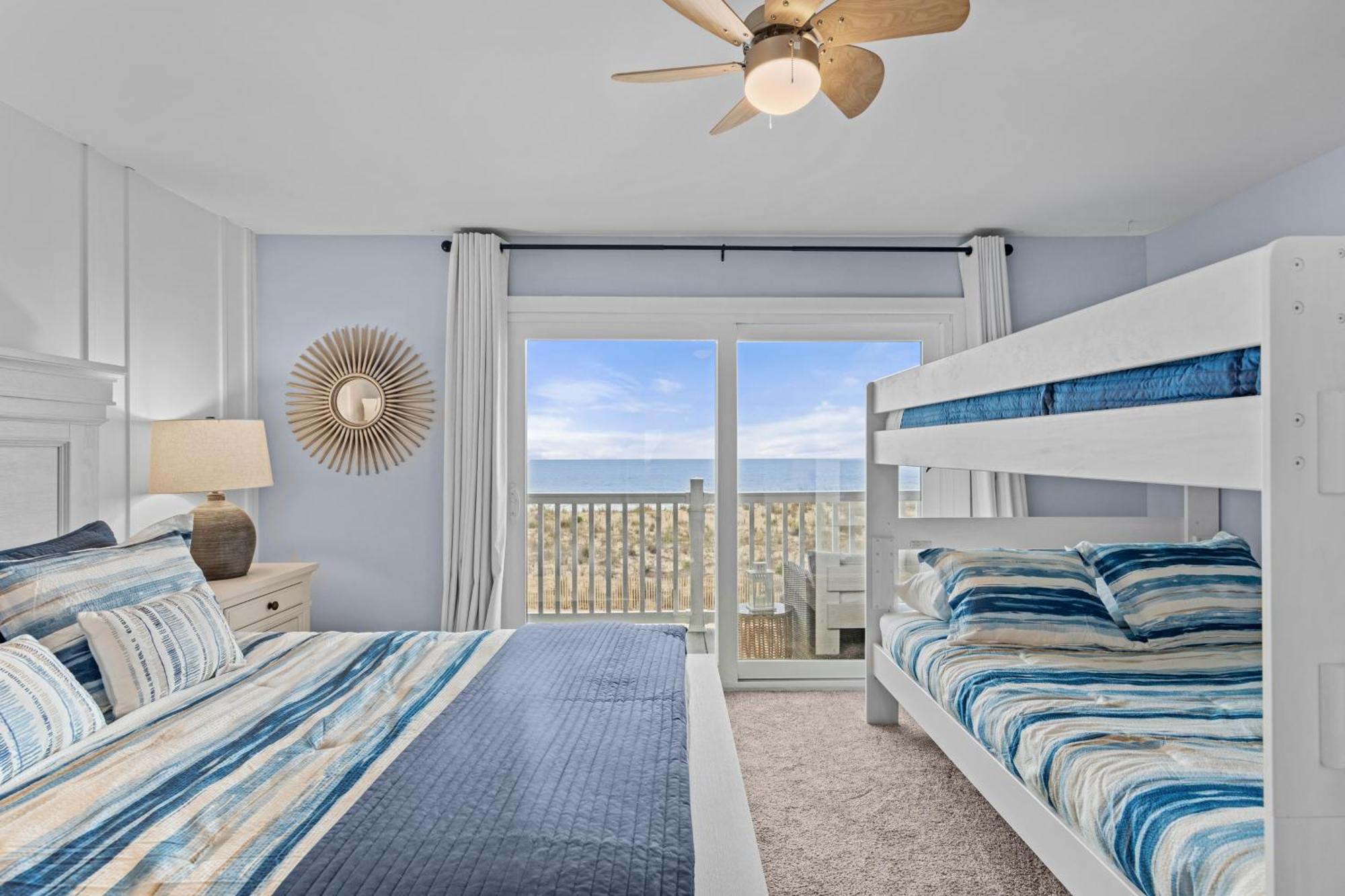 New Oceanfront 4br 4ba Sleeps 20 With Game *