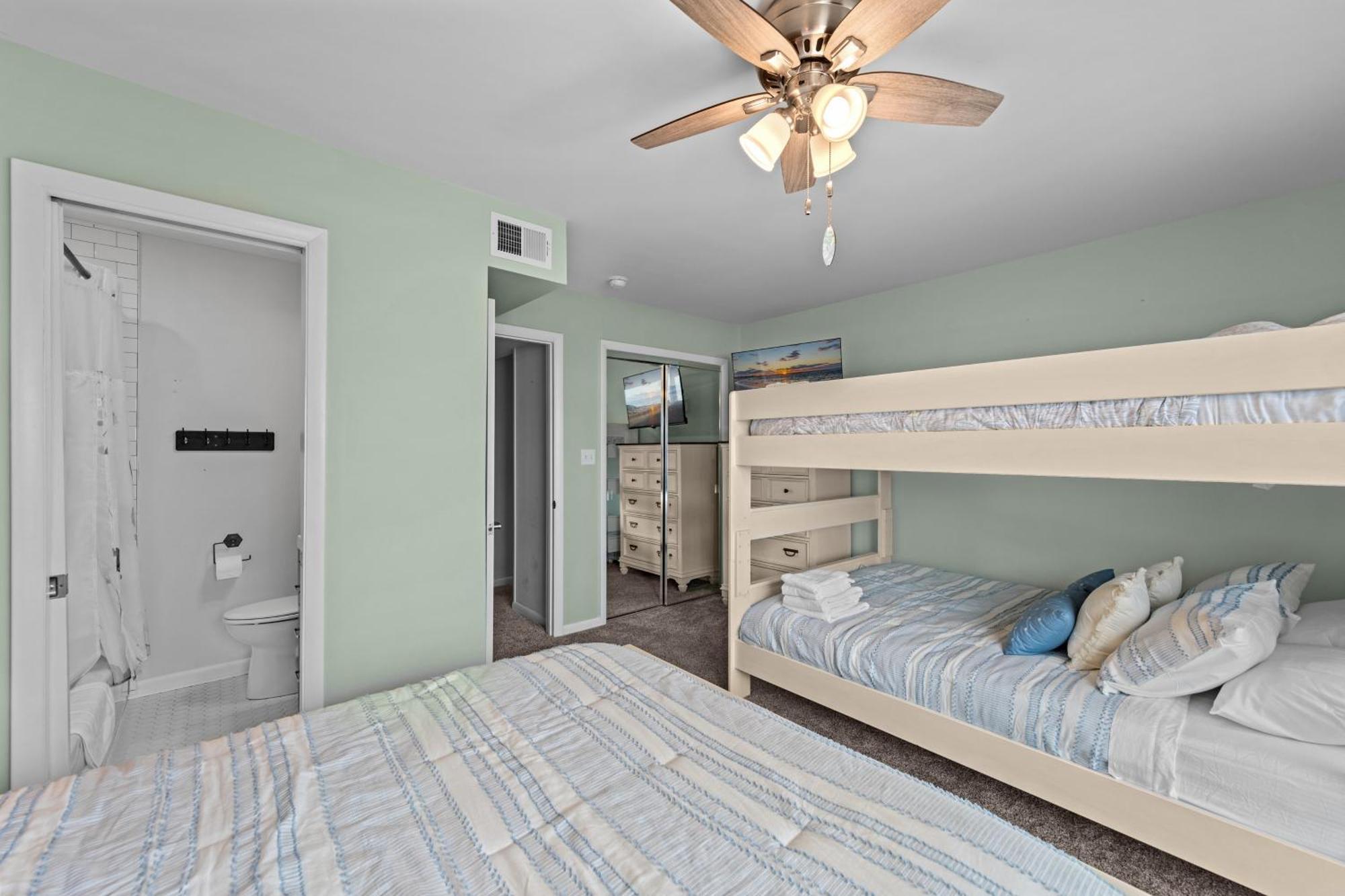 Holiday home New Oceanfront 4br 4ba Sleeps 20 With Game *