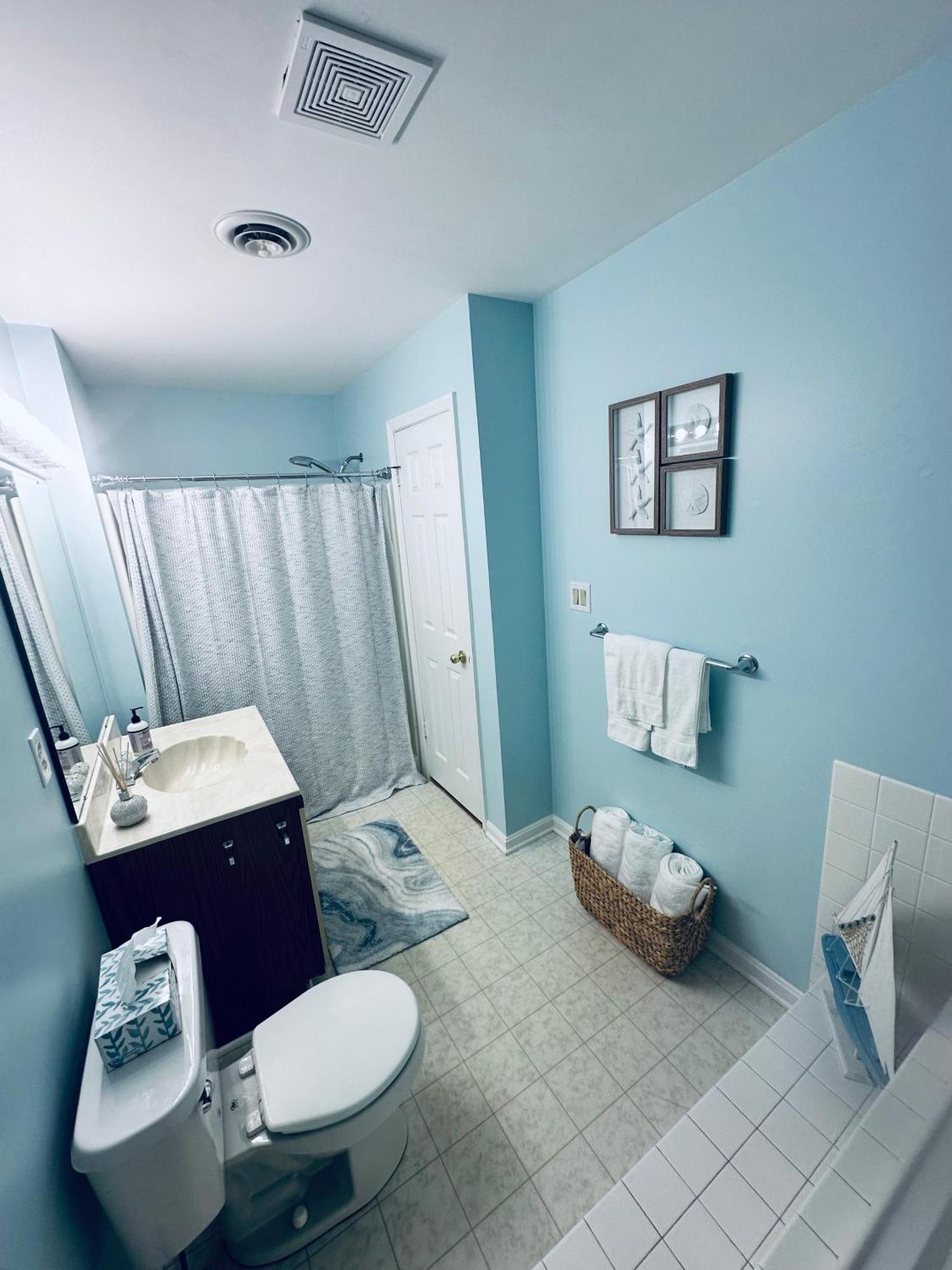 Cozy Walking Distance From With Private Patio * Ocean City