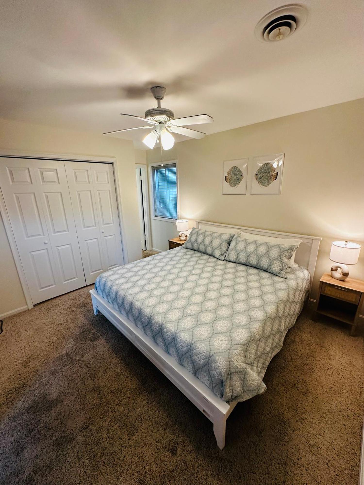 Apartment Cozy Walking Distance From With Private Patio