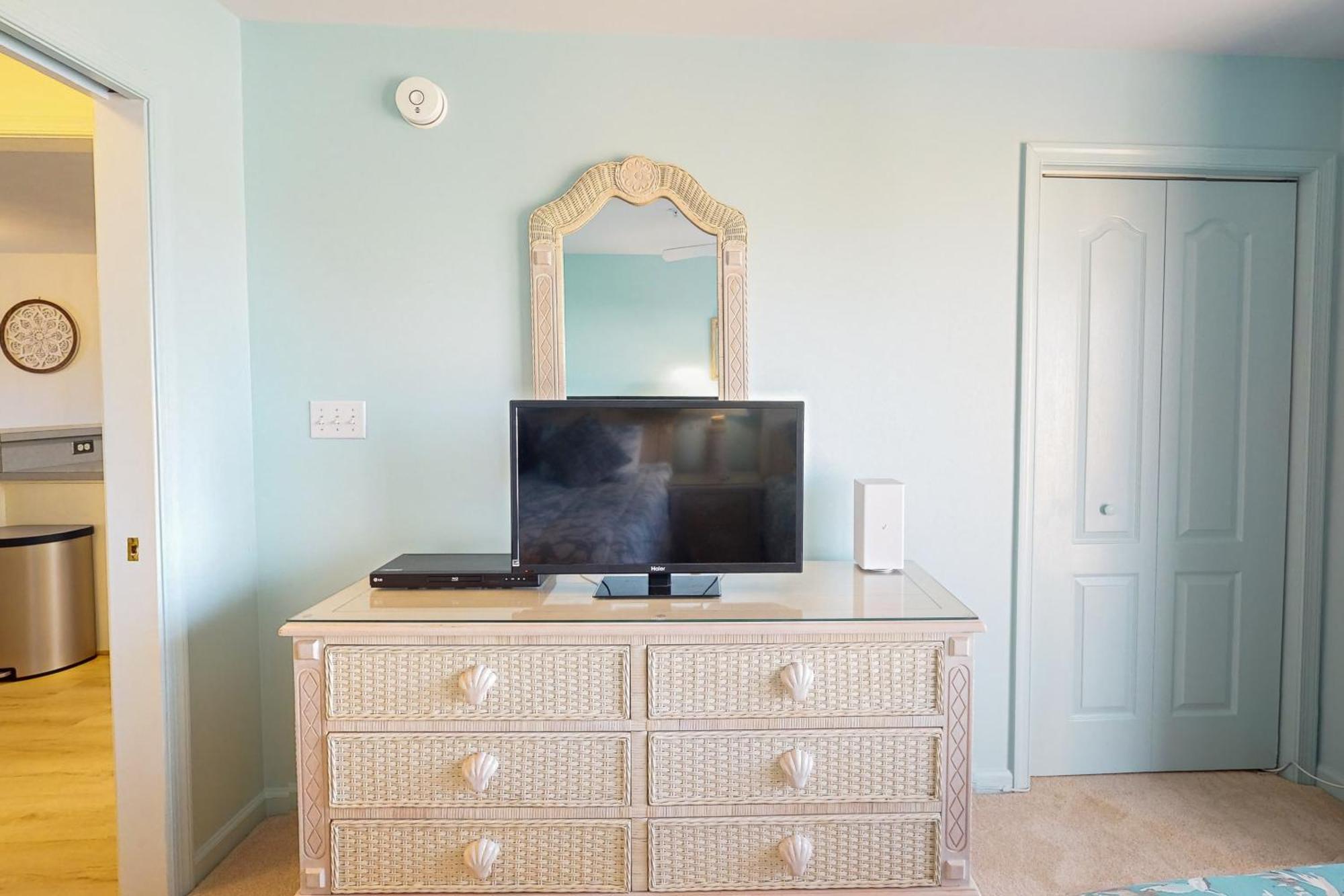 Oasis On The Bay Unit 210 * Ocean City