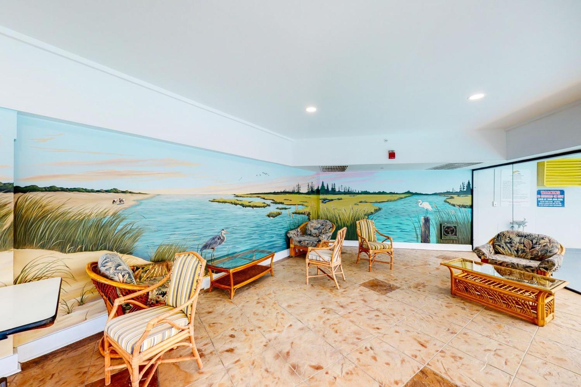Golden Sands 202 Apartment