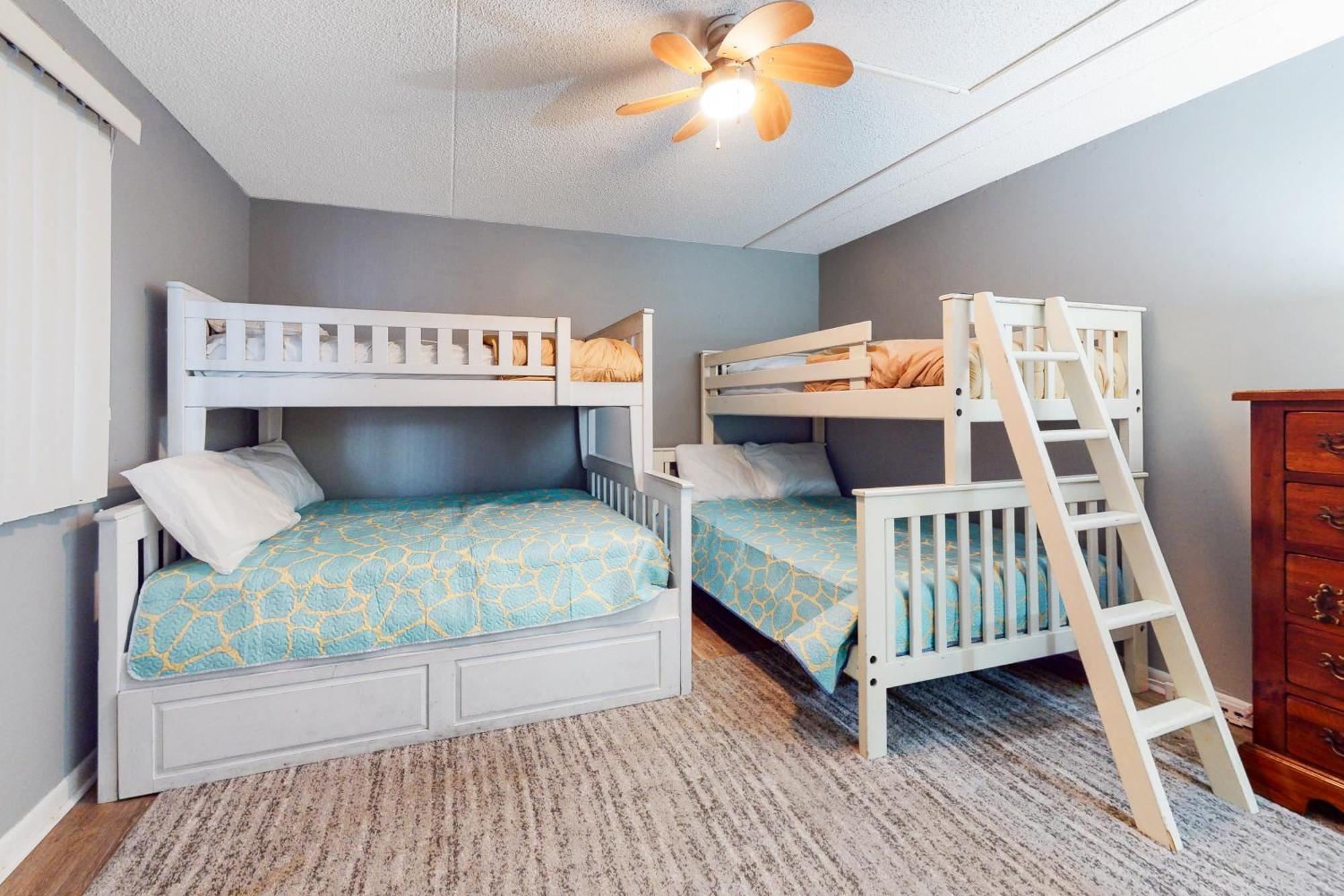 Apartment Golden Sands 202 *