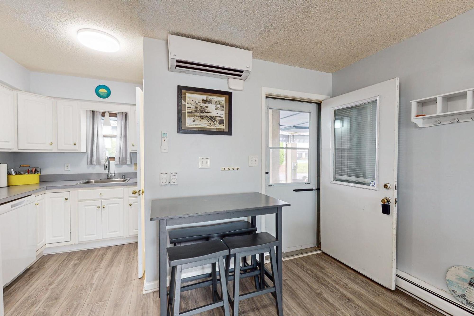 Old Port Cove 27 Apartment Ocean City