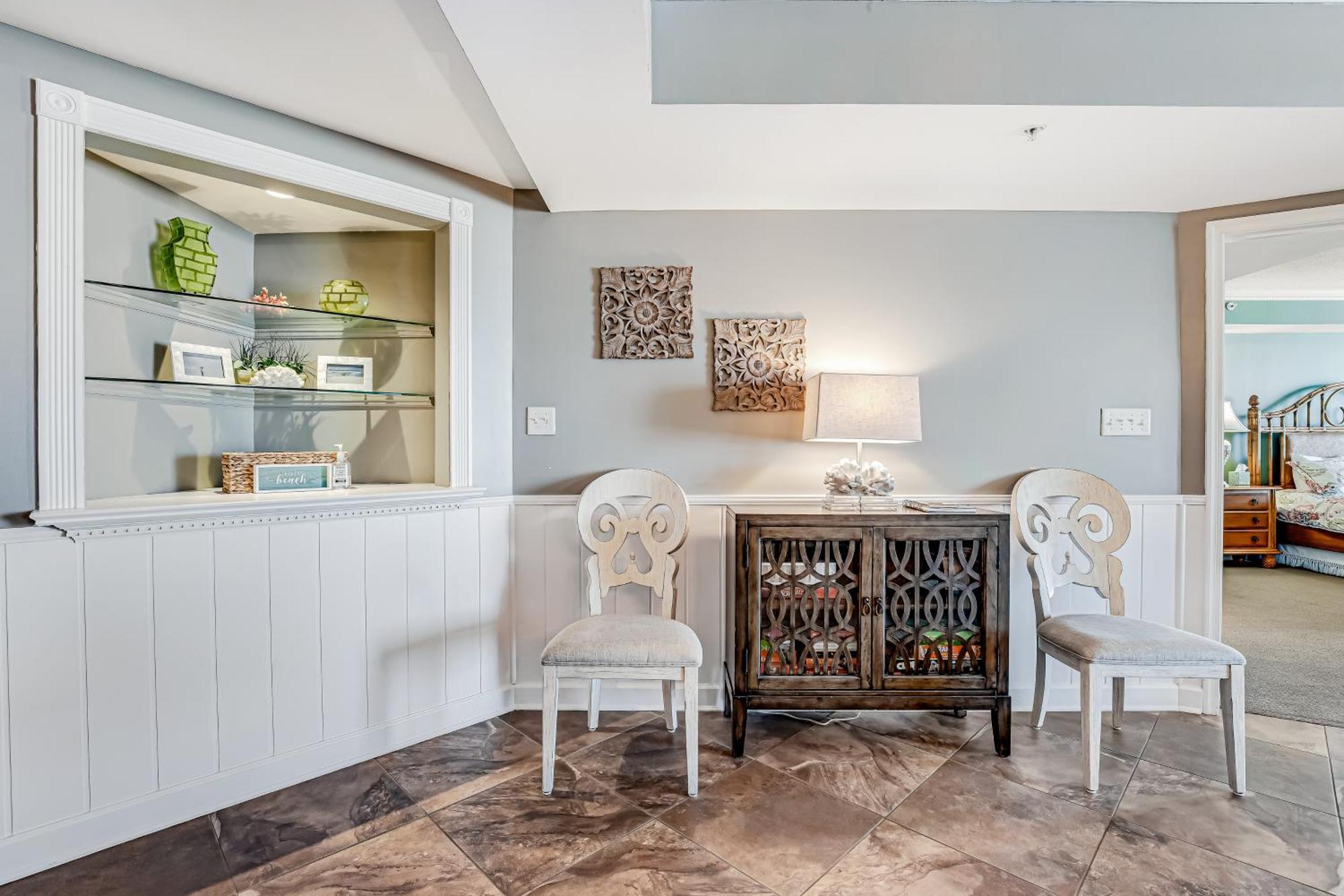 Oceans Mist 401 Apartment *