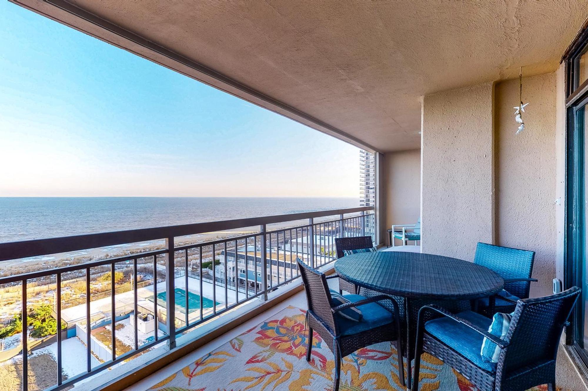 Fountainhead Towers 906 Apartment