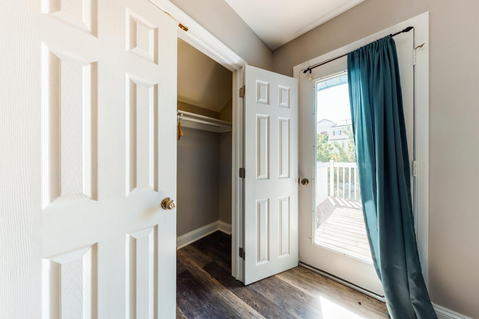 La Vista Bay 112 On 75th St Upper And Lower Combo Apartment Ocean City