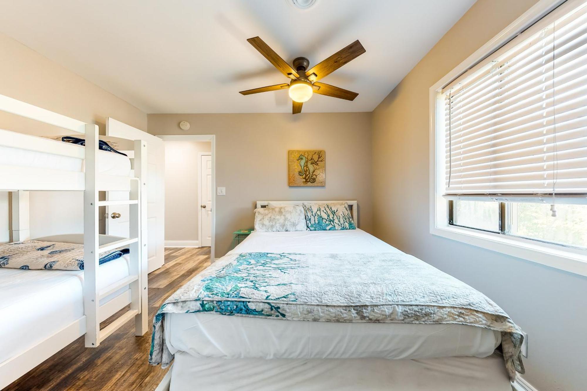La Vista Bay 112 On 75th St Upper And Lower Combo Apartment