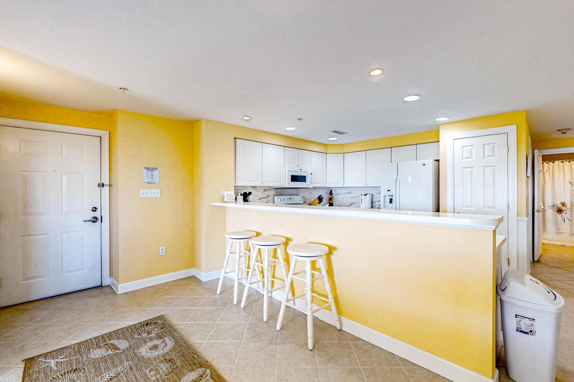 Sunset Pointe 402 *