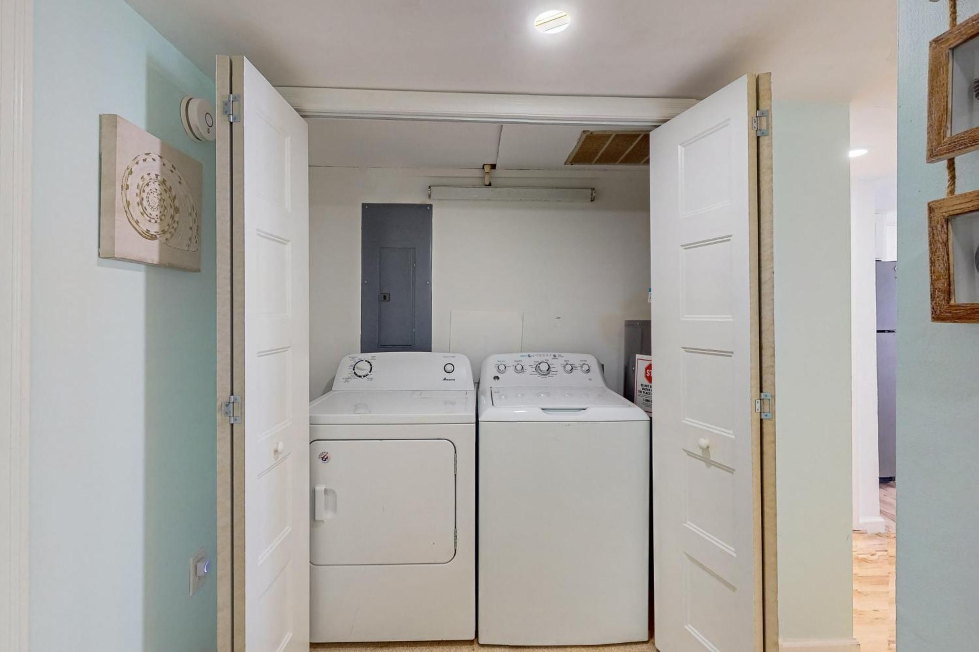Apartment Fountainhead Towers 1008