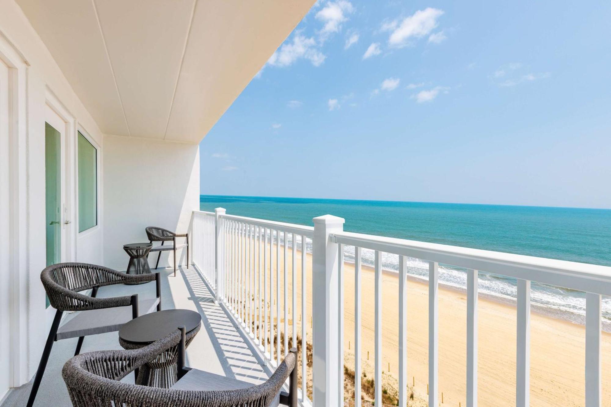 Hilton Garden Ocean Oceanfront Hotel 3*