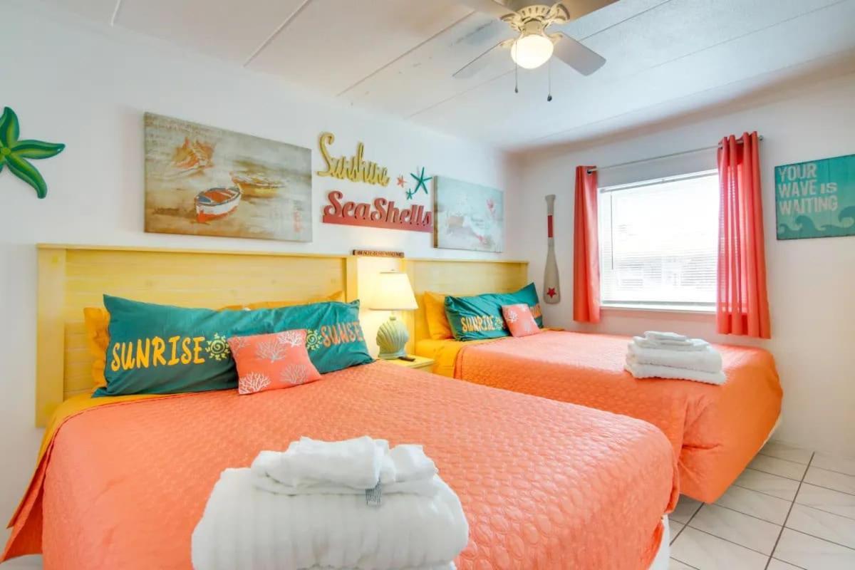 Captain's Quarters *