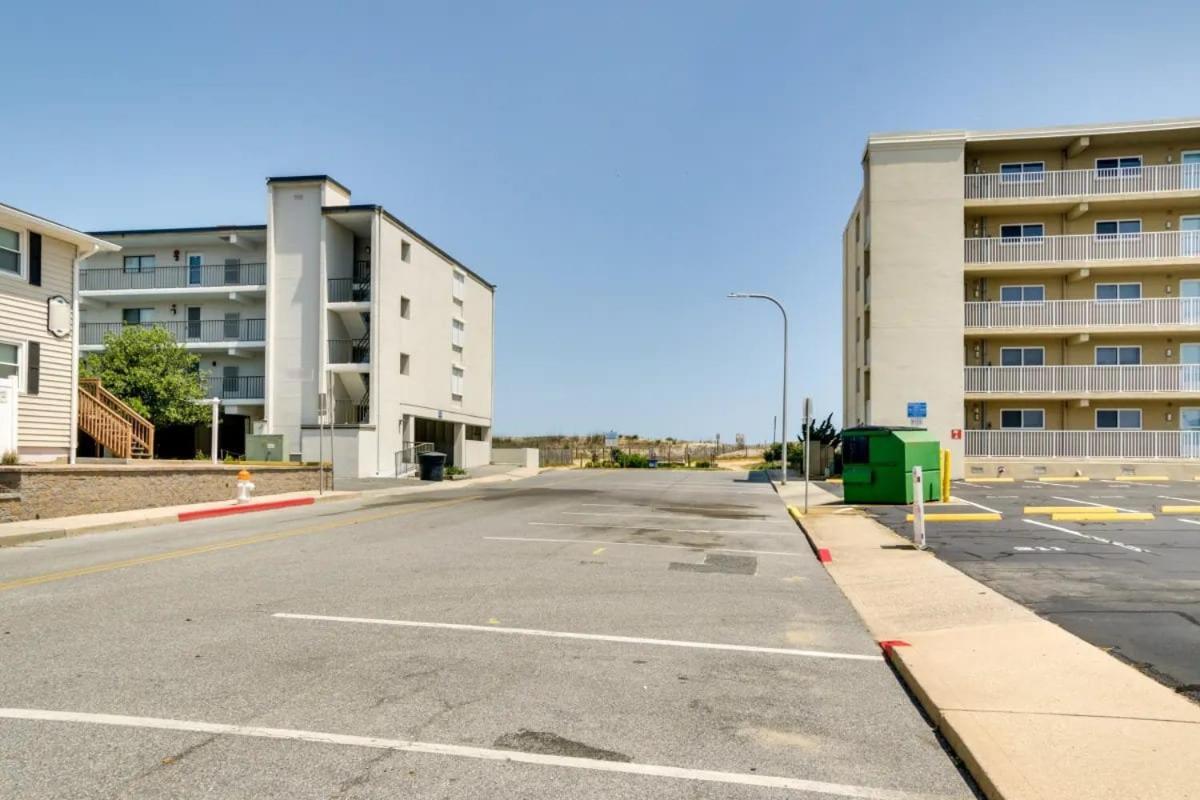 Apartment Captain's Quarters *