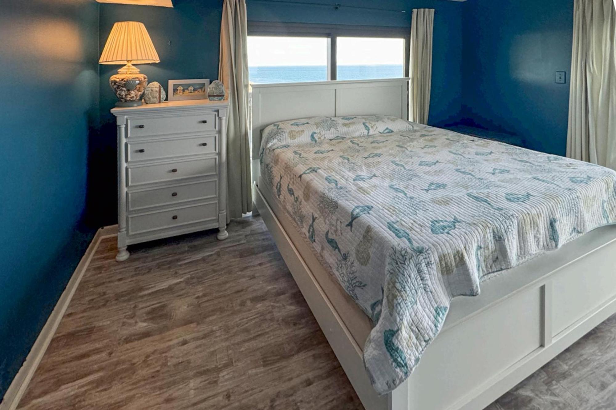 Sea Watch Penthouse 1300