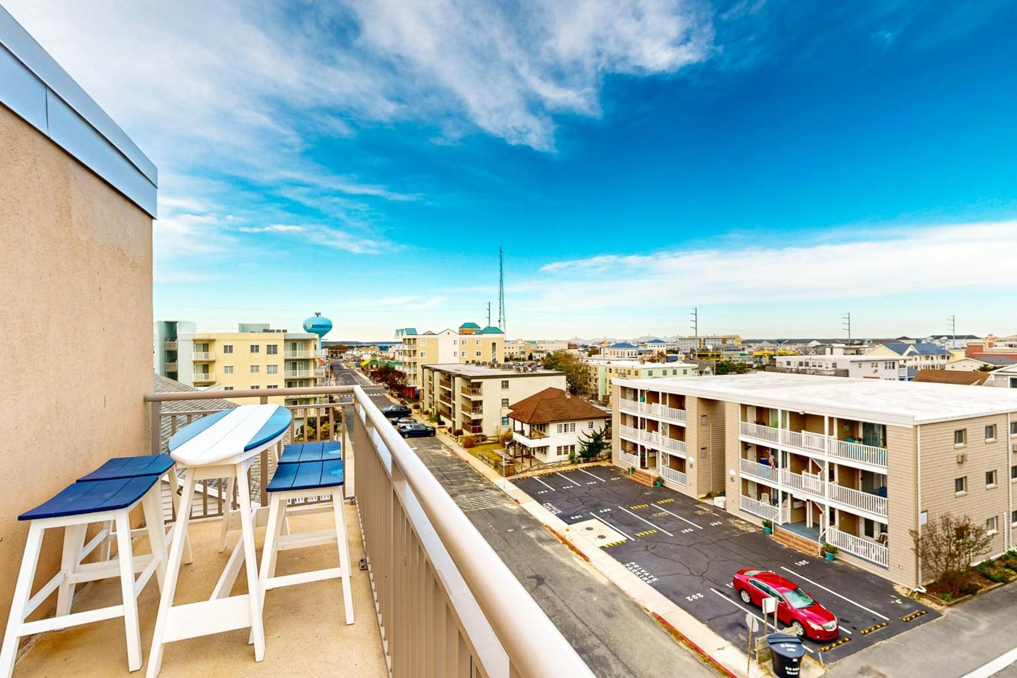 Surfcaster Unit 401 Apartment *