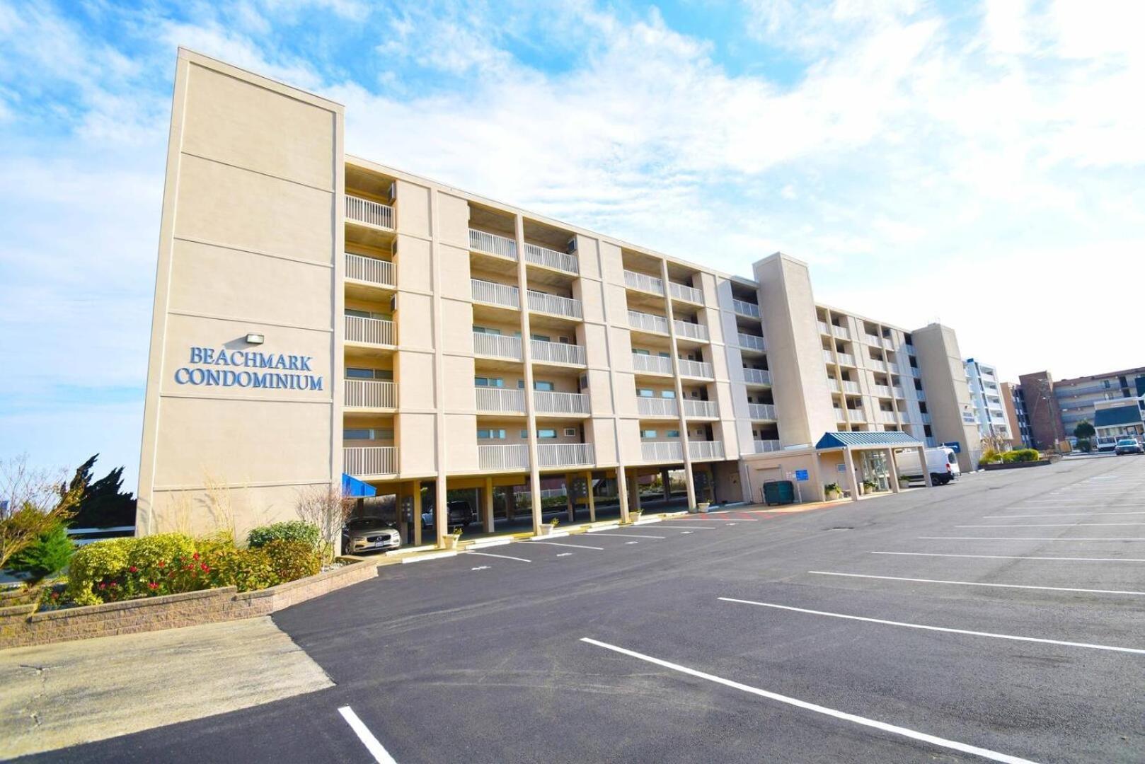 Apartment Beachmark 3f